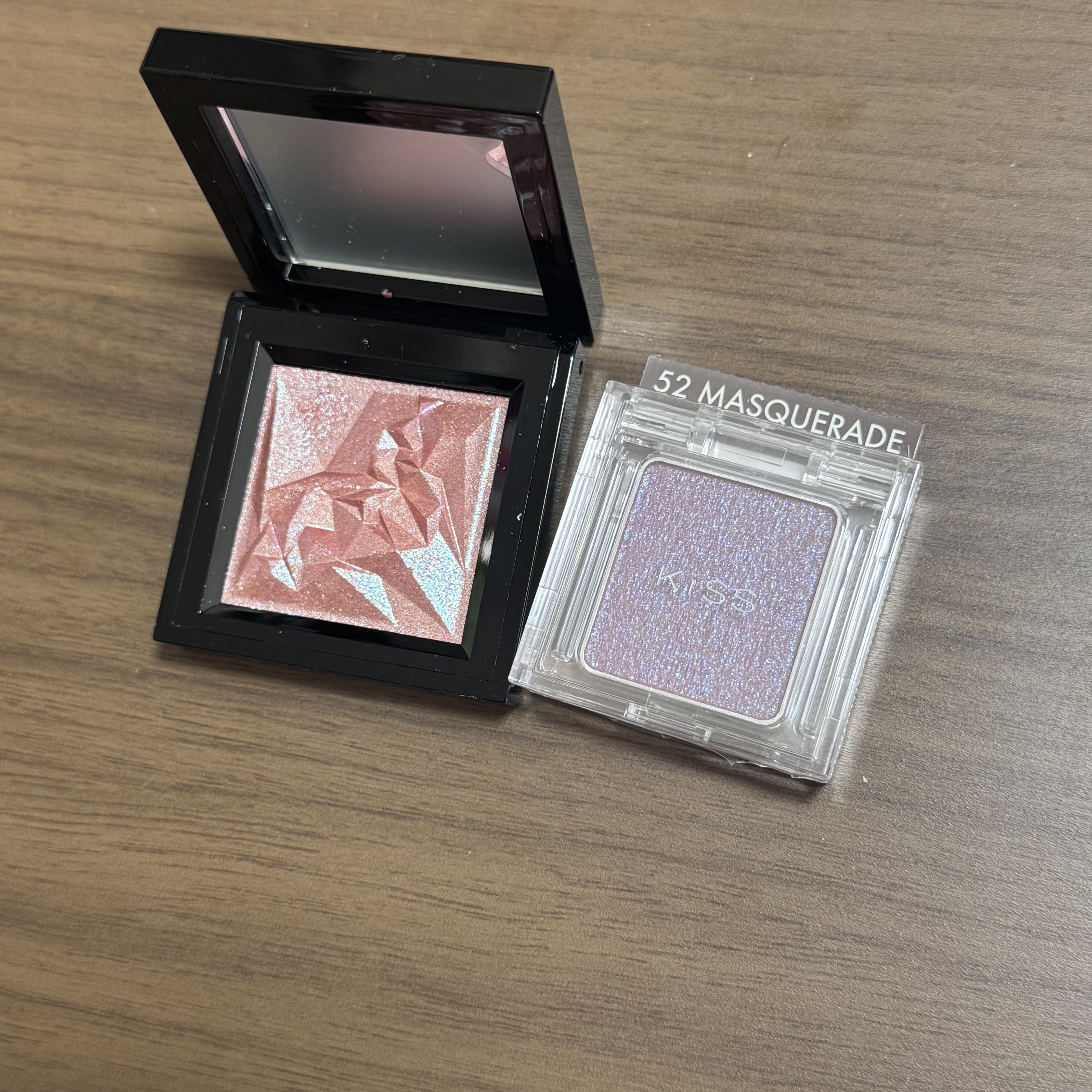 クラッシュド ジェム/shu uemura/単色アイシャドウを使ったクチコミ（2枚目）