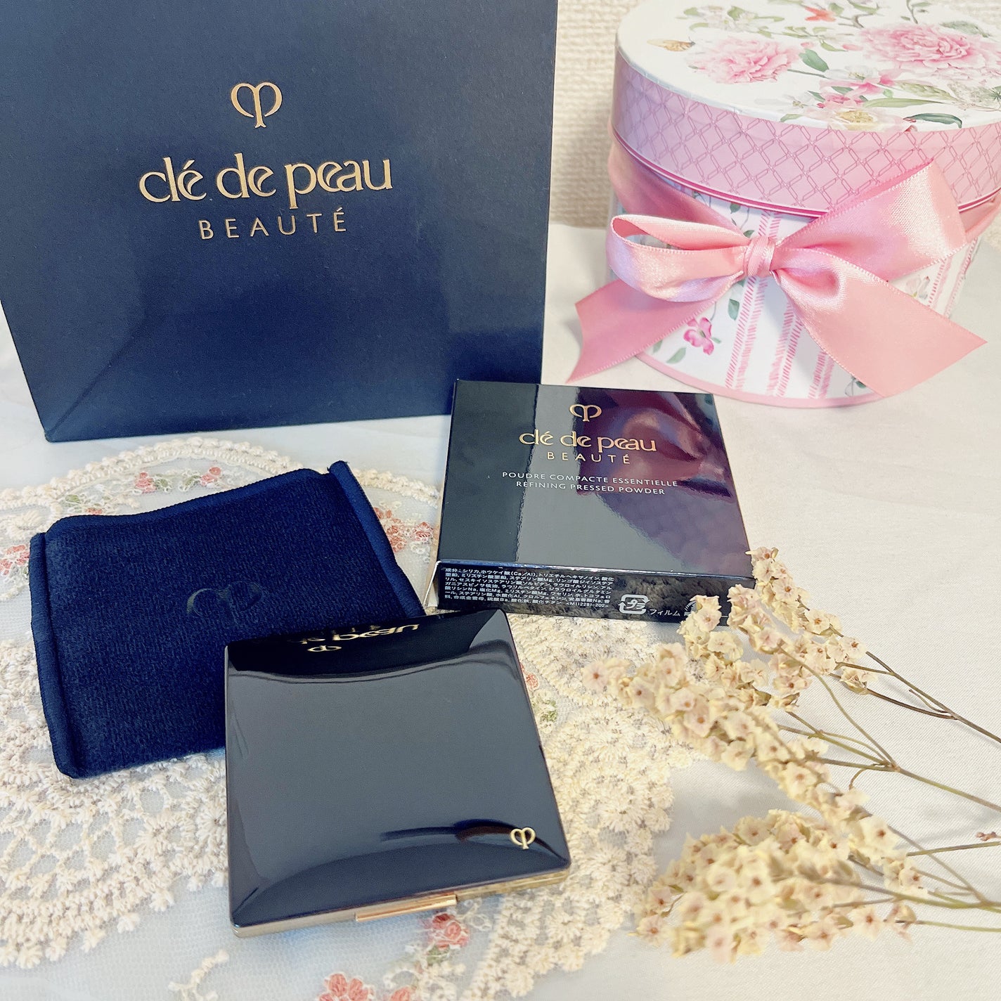 プードルコンパクトエサンシエルn/クレ・ド・ポー ボーテ/プレストパウダーを使ったクチコミ(1枚目)