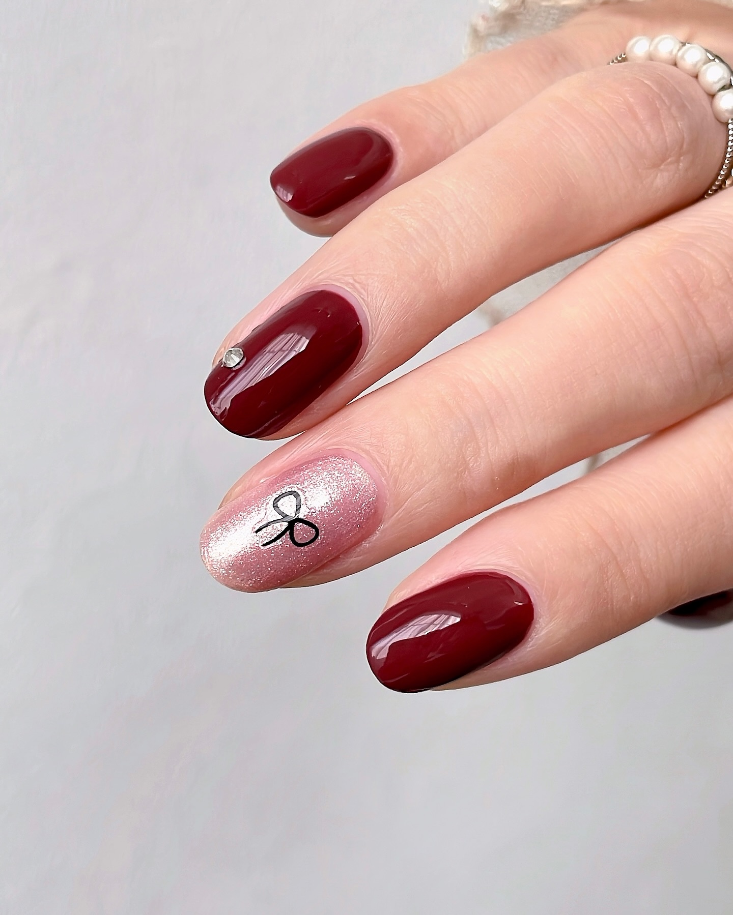 インフィニットシャイン ネイルラッカー/O・P・I/マニキュアを使ったクチコミ（2枚目）