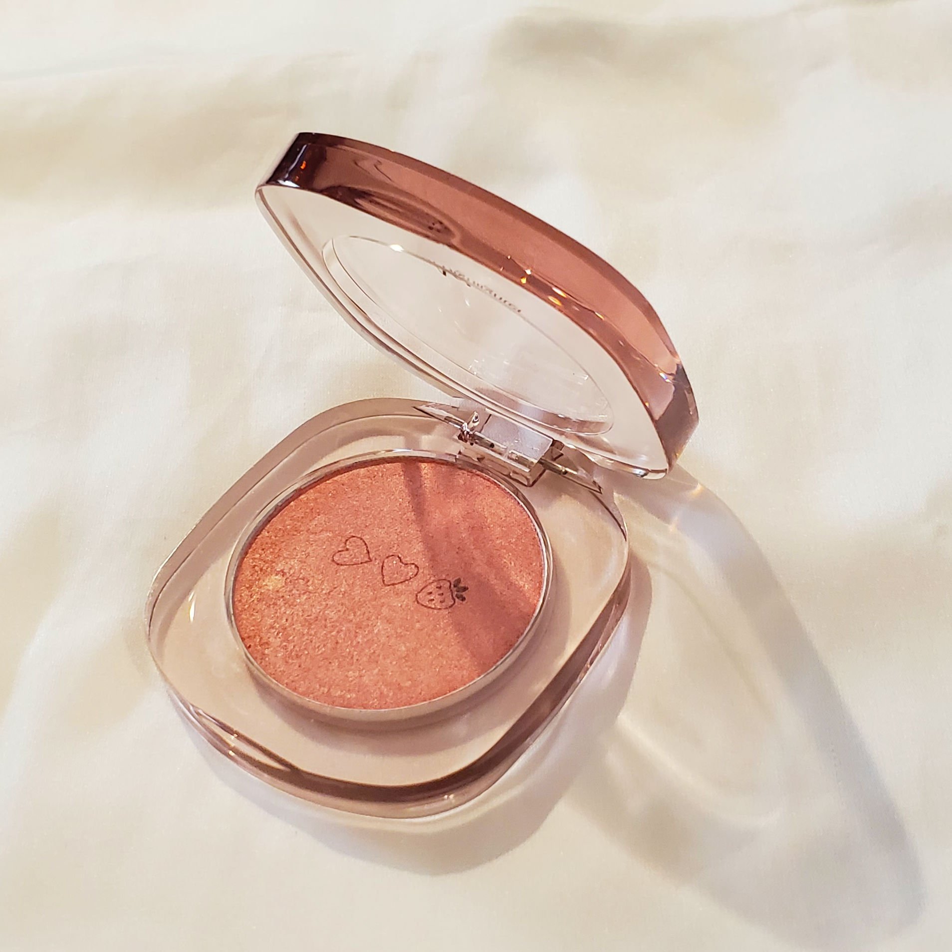 シュガービームハイライター/A.chi/パウダーハイライトを使ったクチコミ（2枚目）