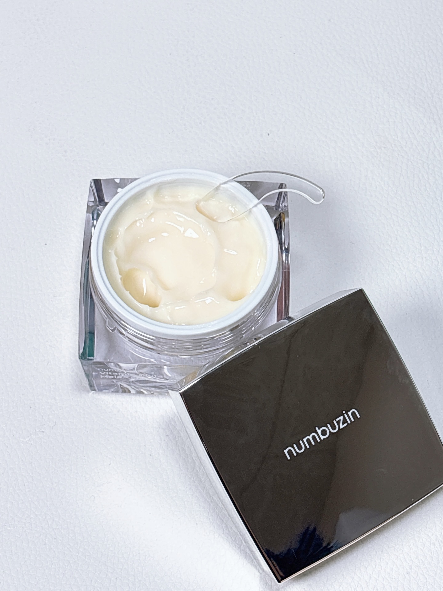 5番 白玉グルタチオンCメラゼロクリーム/numbuzin/フェイスクリームを使ったクチコミ（3枚目）