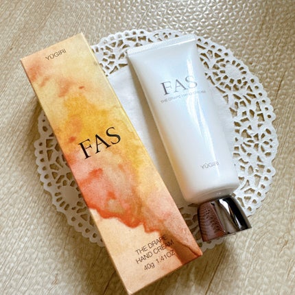 FAS FAS ザ ドレープ ハンドクリーム YŪGIRIのクチコミ「✼••┈┈••✼••┈┈••✼••┈┈••✼••┈┈••✼
FAS
ザ ドレープ ハンドクリ.....」(2枚目)