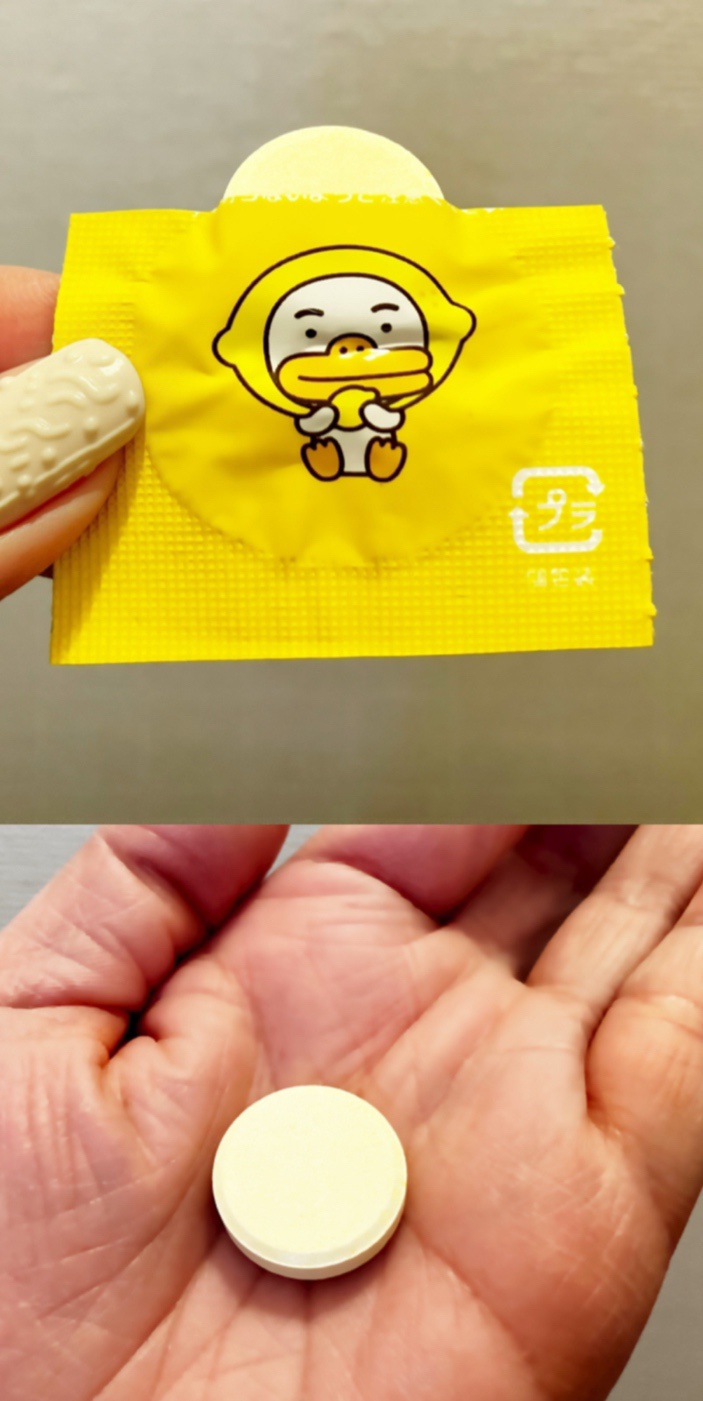 My.ni フレッシュトクトクビタCのクチコミ「カカオフレンズとのコラボパケが可愛い💛
美味しく手軽にビタミンCが補える噛んで食べるサプリメン.....」（3枚目）