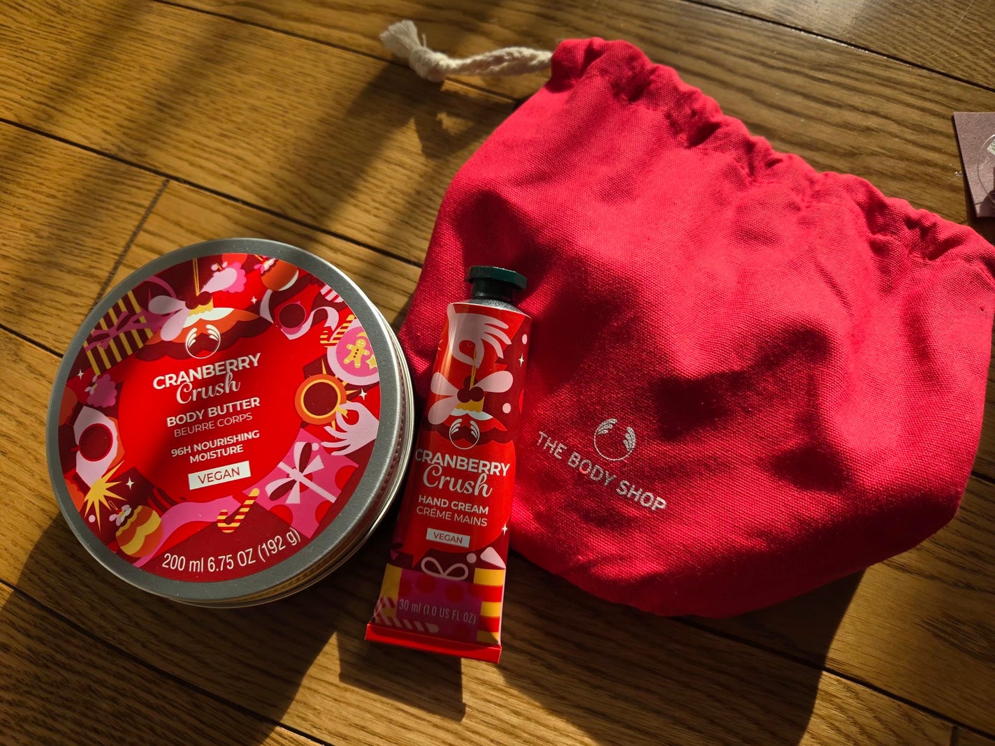 ボディバター クランベリークラッシュ/THE BODY SHOP/ボディクリームを使ったクチコミ(1枚目)