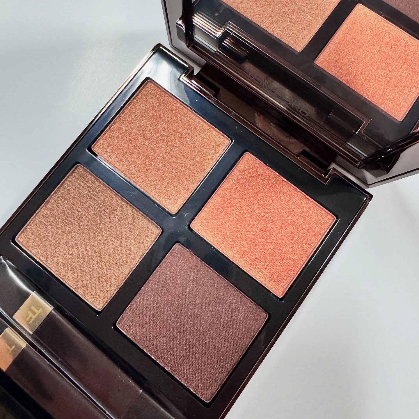 アイ カラー クォード/TOM FORD BEAUTY/アイシャドウパレットを使ったクチコミ（2枚目）