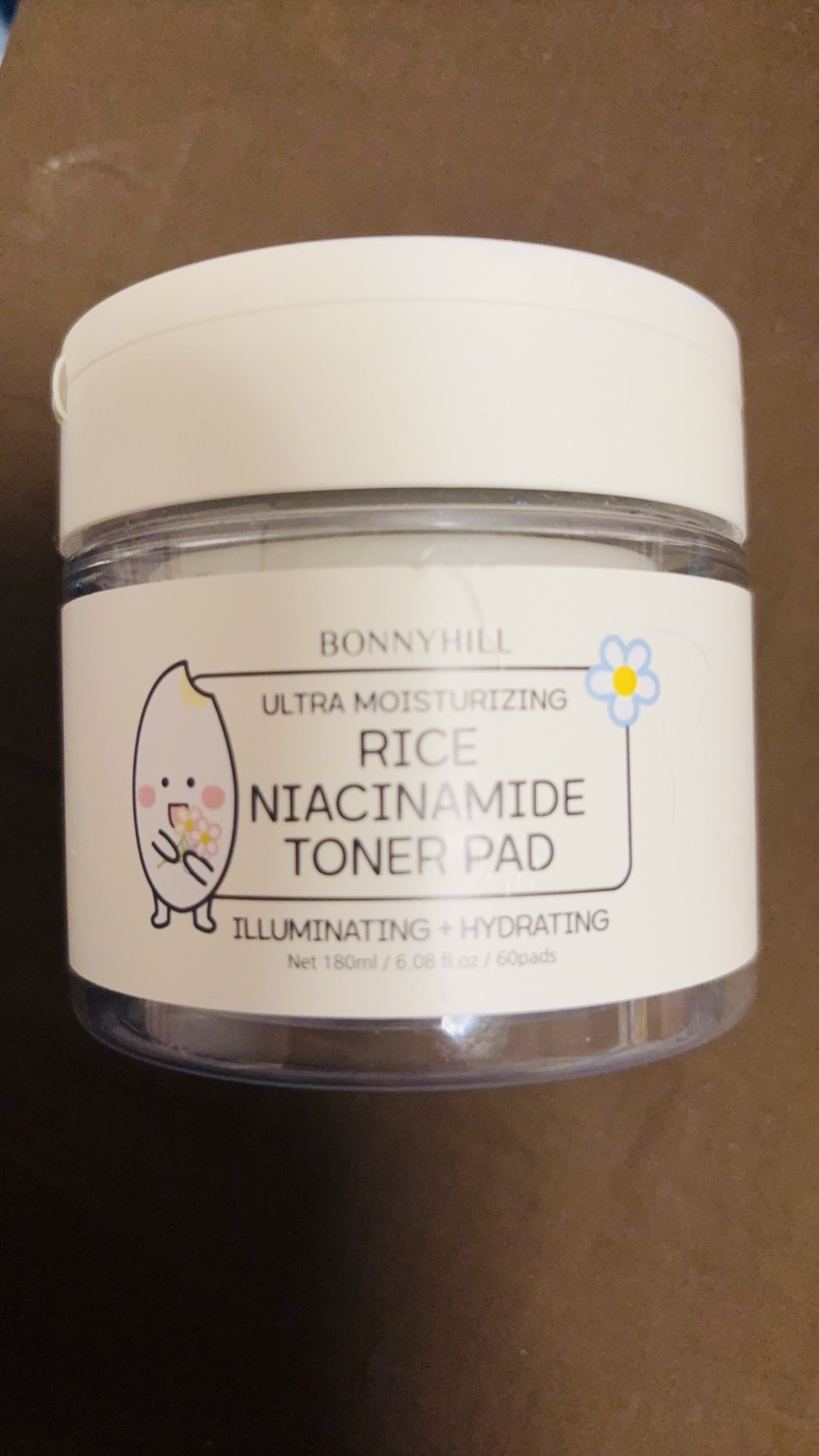 BONNYHILL 
ライス ナイアシンアミド トナーパッド

みなさんお米は好きですか？僕は好きです。
チャーハンの次に好きです白米。

豊富な栄養を含んだ米由来成分が、明るく整った肌へ導くライストナーパッド。
肌の鎮静だけでなく、肌トー