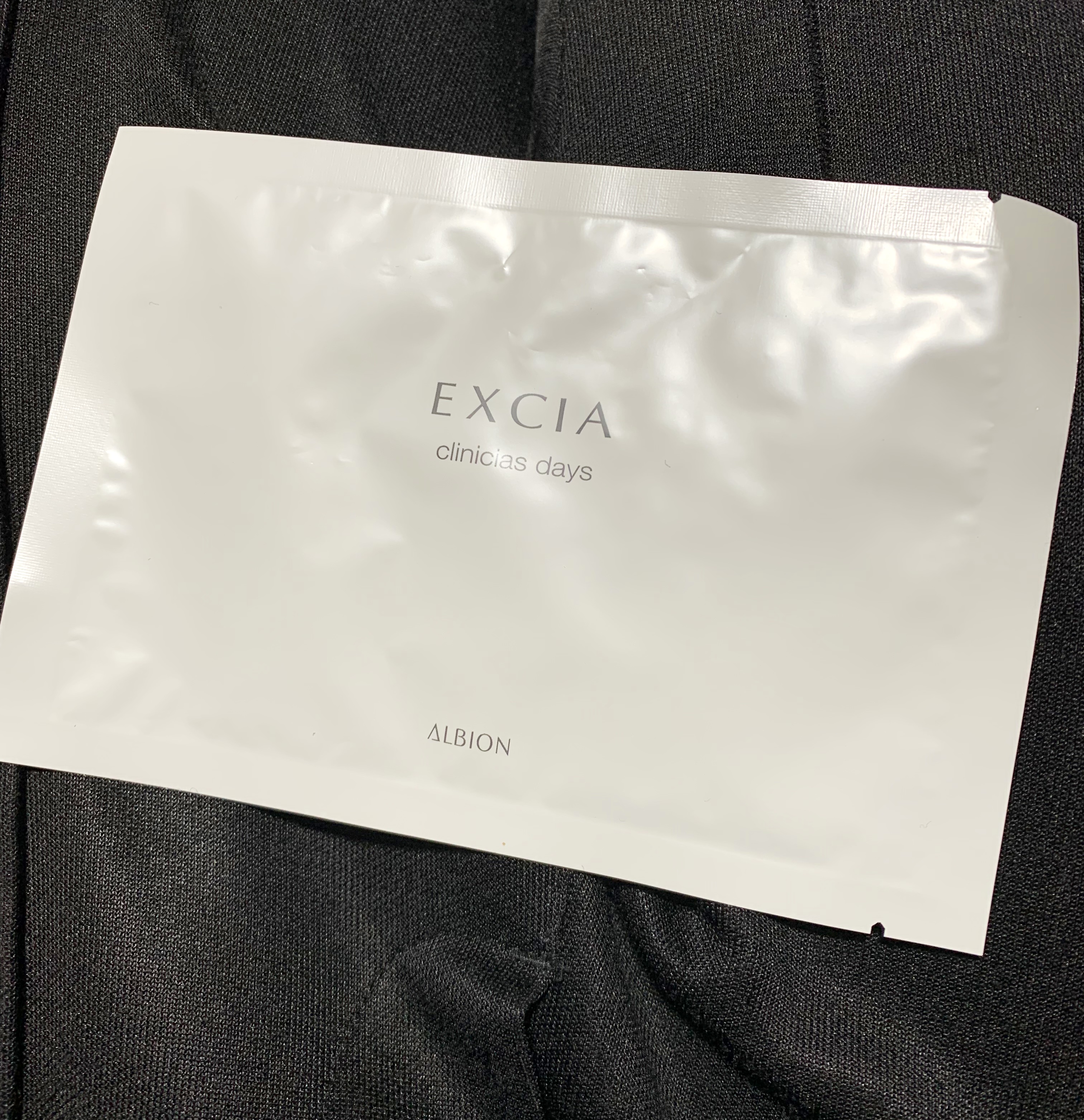 ALBION エクシア クリニシャス デイズのクチコミ「ALBION　エクシア クリニシャス デイズ　¥22,000です！

MAQUIAに付いていま.....」（1枚目）