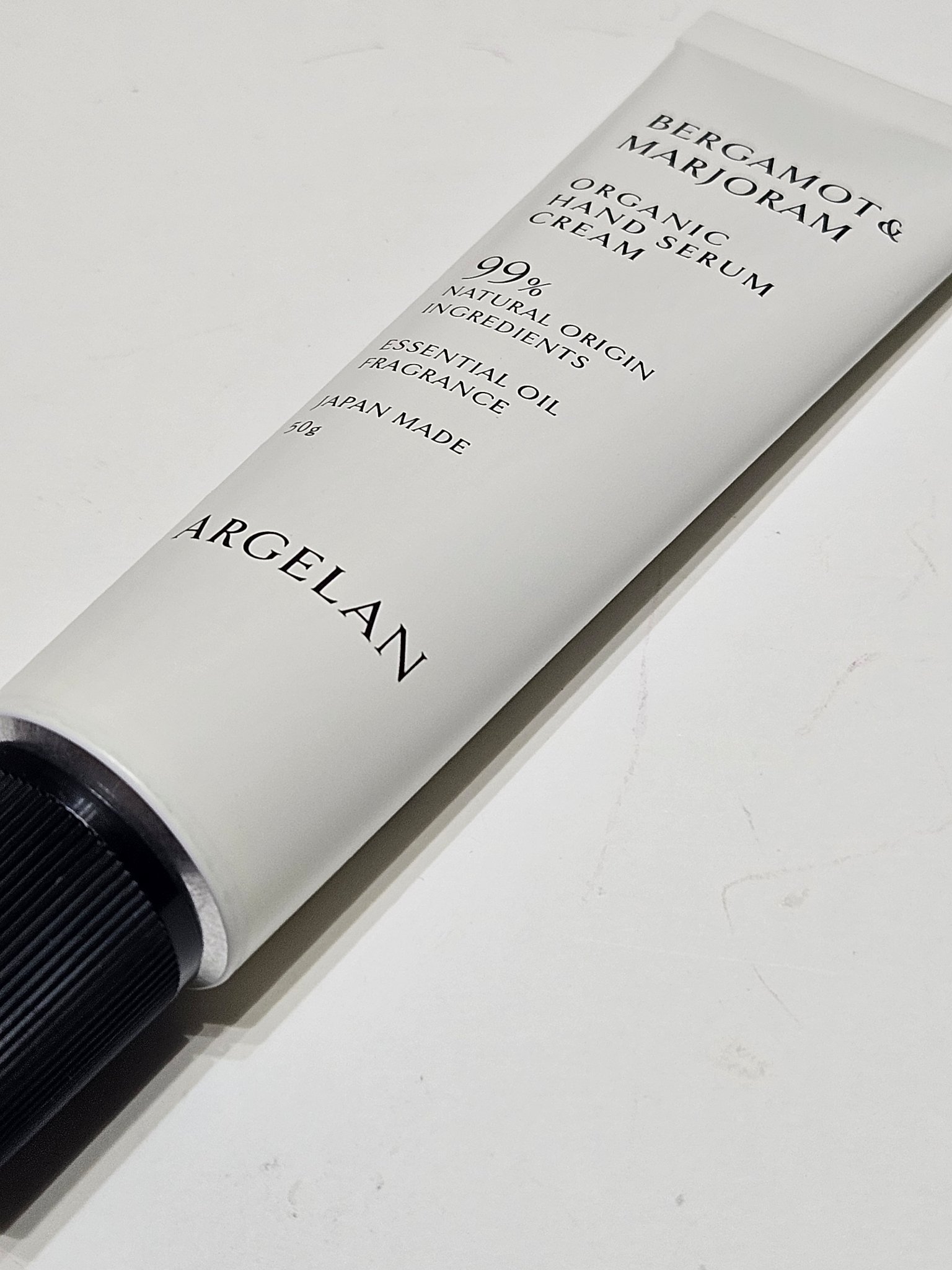 アルジェラン オーガニック ハンドセラムクリーム CITRUS（BE／ベルガモット精油※８＆マジョラム精油※９）/アルジェラン/ハンドクリームを使ったクチコミ（2枚目）