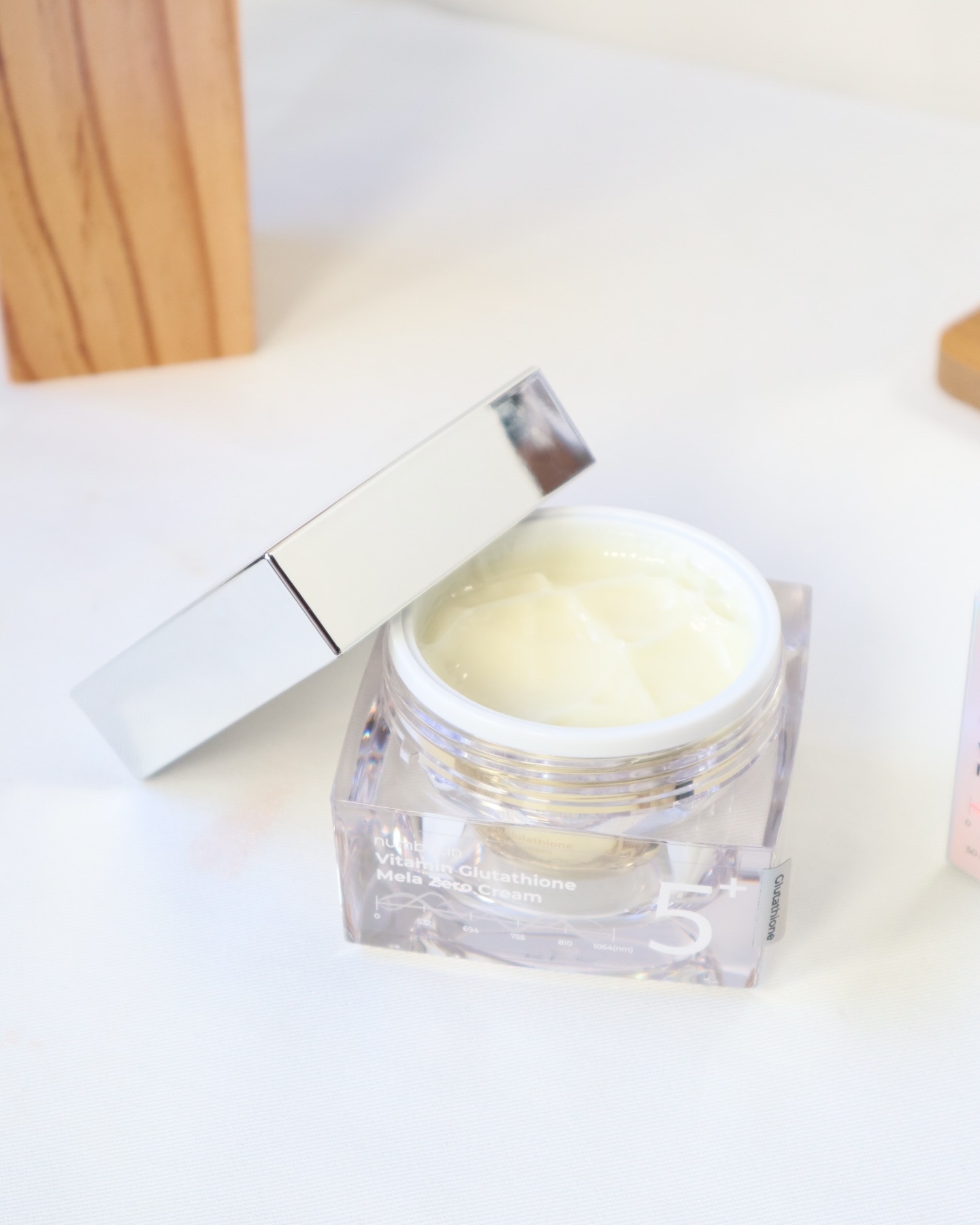 5番 白玉グルタチオンCメラゼロクリーム/numbuzin/フェイスクリームを使ったクチコミ（3枚目）