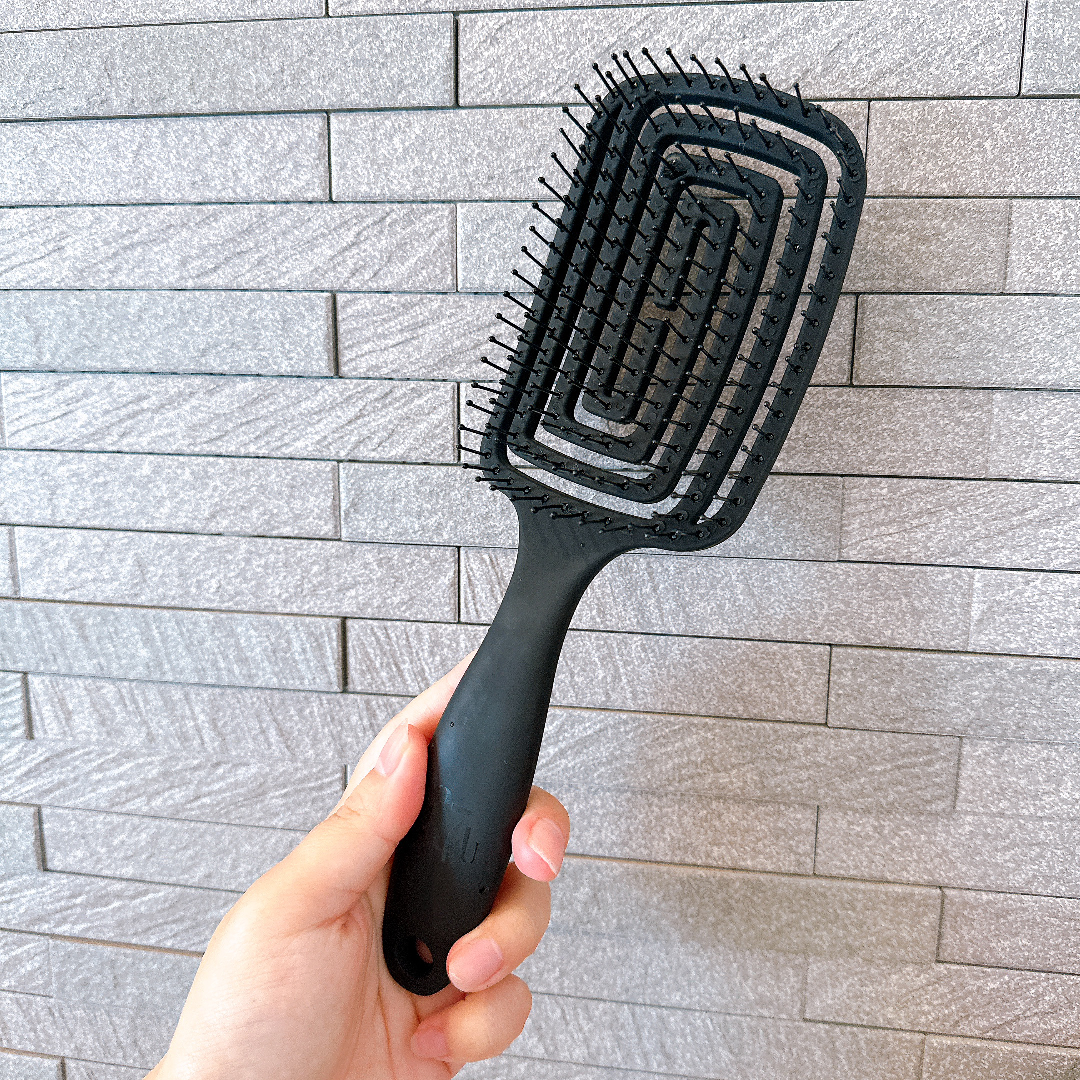 87saku ハナサク 速乾ブラシ/87saku/ヘアブラシを使ったクチコミ（2枚目）