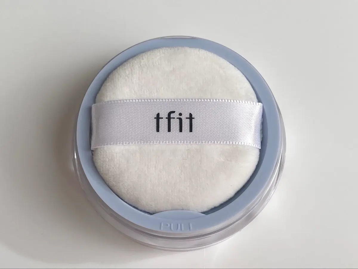 トランスルーセントセットエッセンシャルパウダー/TFIT/ルースパウダーを使ったクチコミ（2枚目）