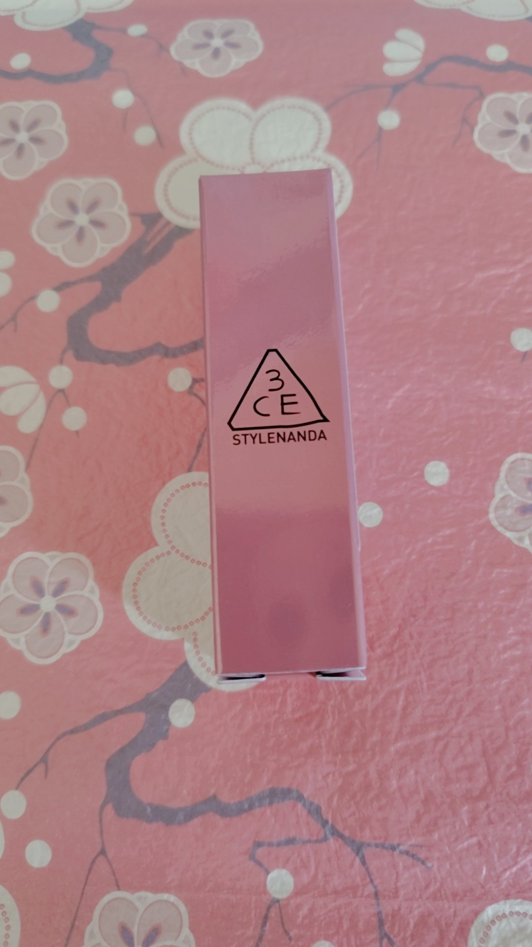 3CE グレイジーリップグロウ #31 ラベンダークリーム/3CE/リップグロスを使ったクチコミ（1枚目）