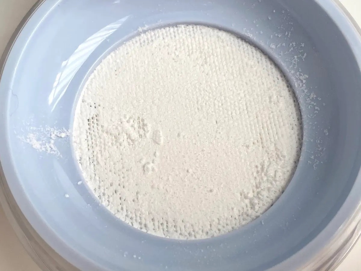 トランスルーセントセットエッセンシャルパウダー/TFIT/ルースパウダーを使ったクチコミ（3枚目）