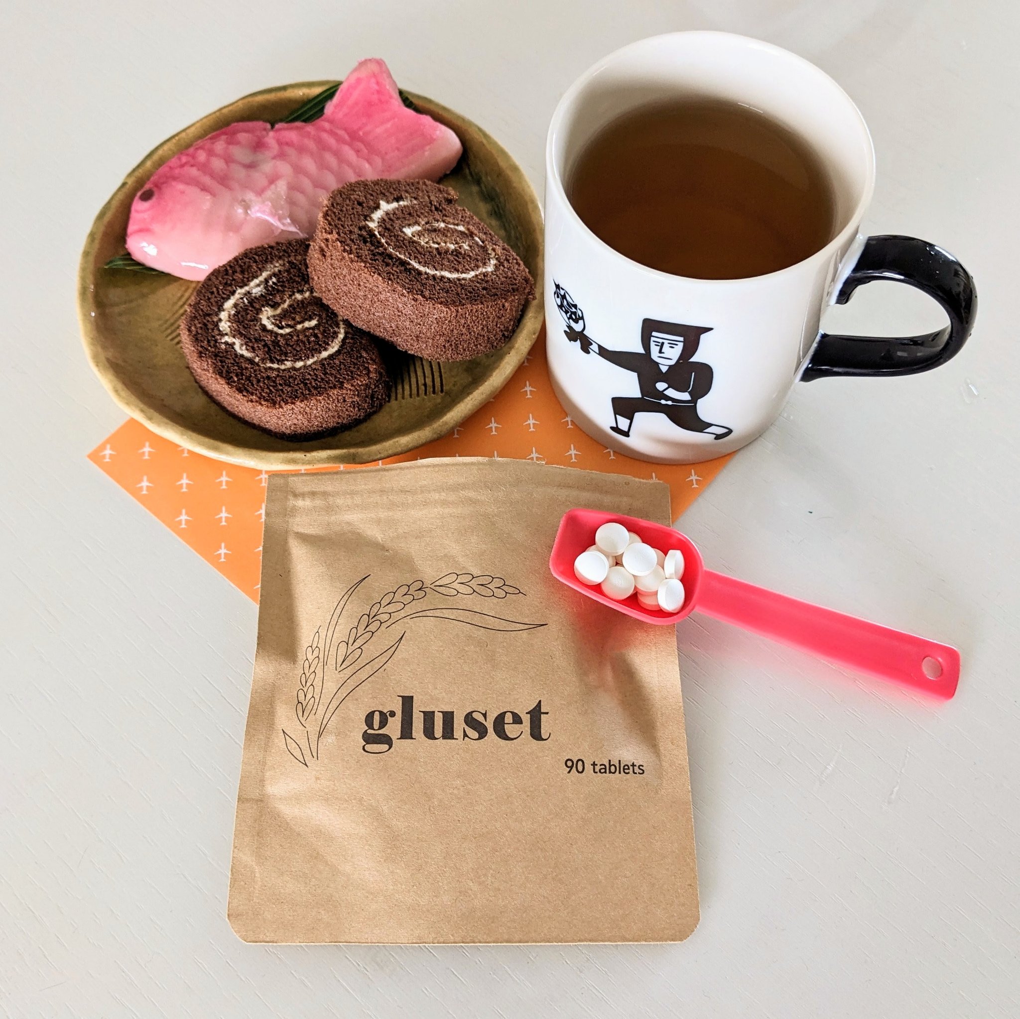 私は　アラフィフになり卒業しました👩‍🎓
揚げドーナツ　と揚げてるカレーパン

食後に胸がムカムカ
スッキリ順調な腸が　これらの食べ物で固くなる
不快感や　痛みで
何度も　身を削って知って
売り場にあっても　決して手に取らないようにまで