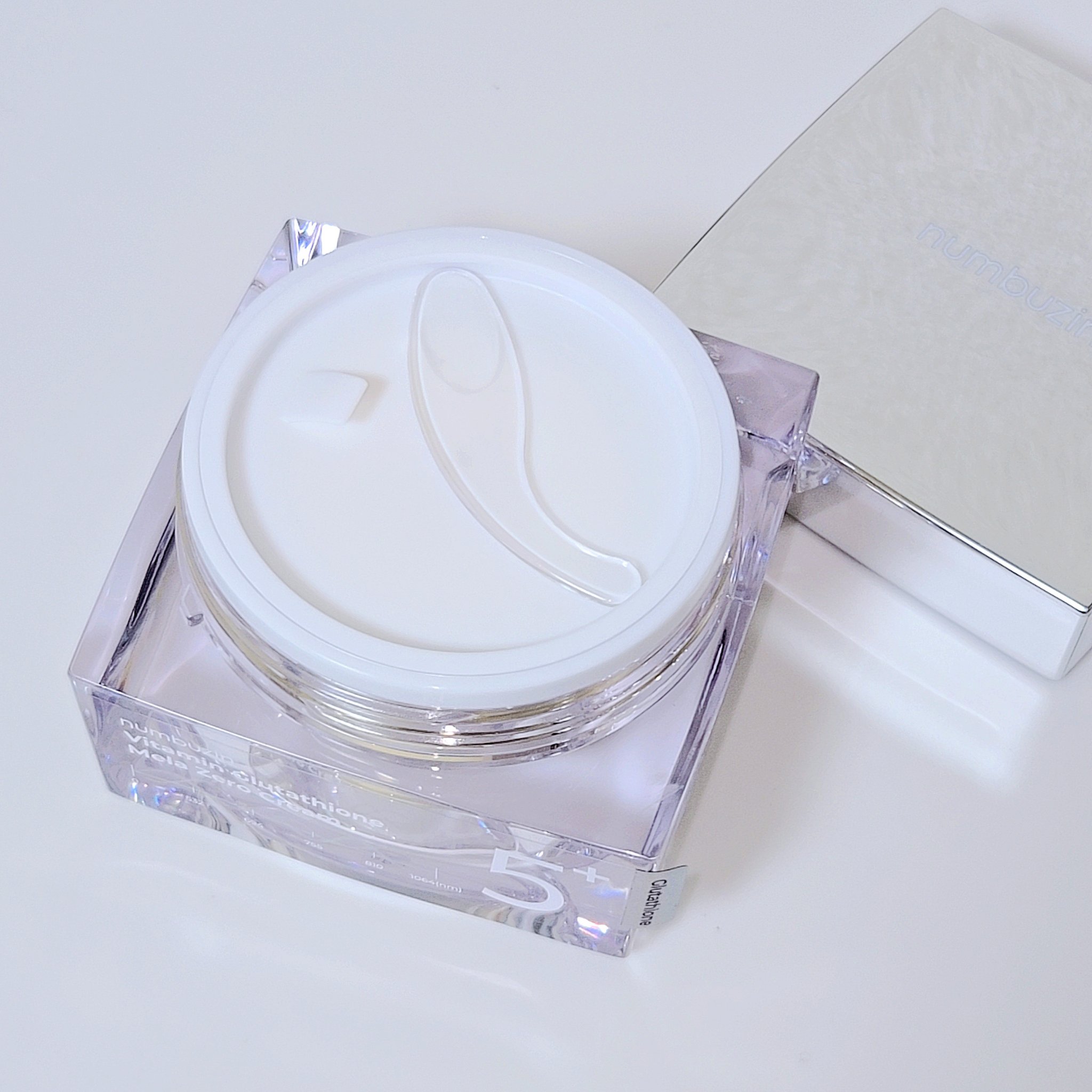 5番 白玉グルタチオンCメラゼロクリーム/numbuzin/フェイスクリームを使ったクチコミ（2枚目）