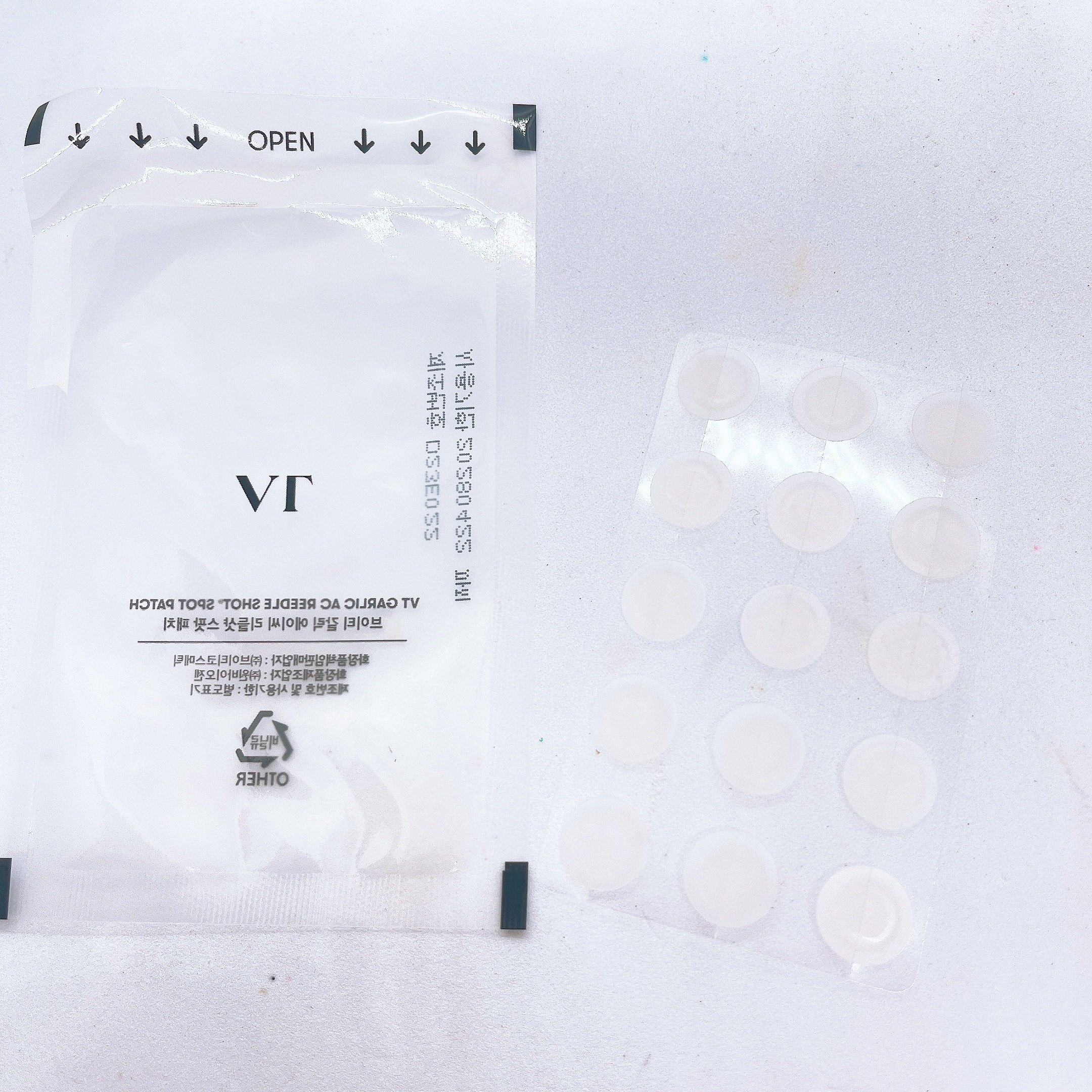 ガーリック リードルショット スポットパッチ/VT/その他スキンケアを使ったクチコミ（2枚目）