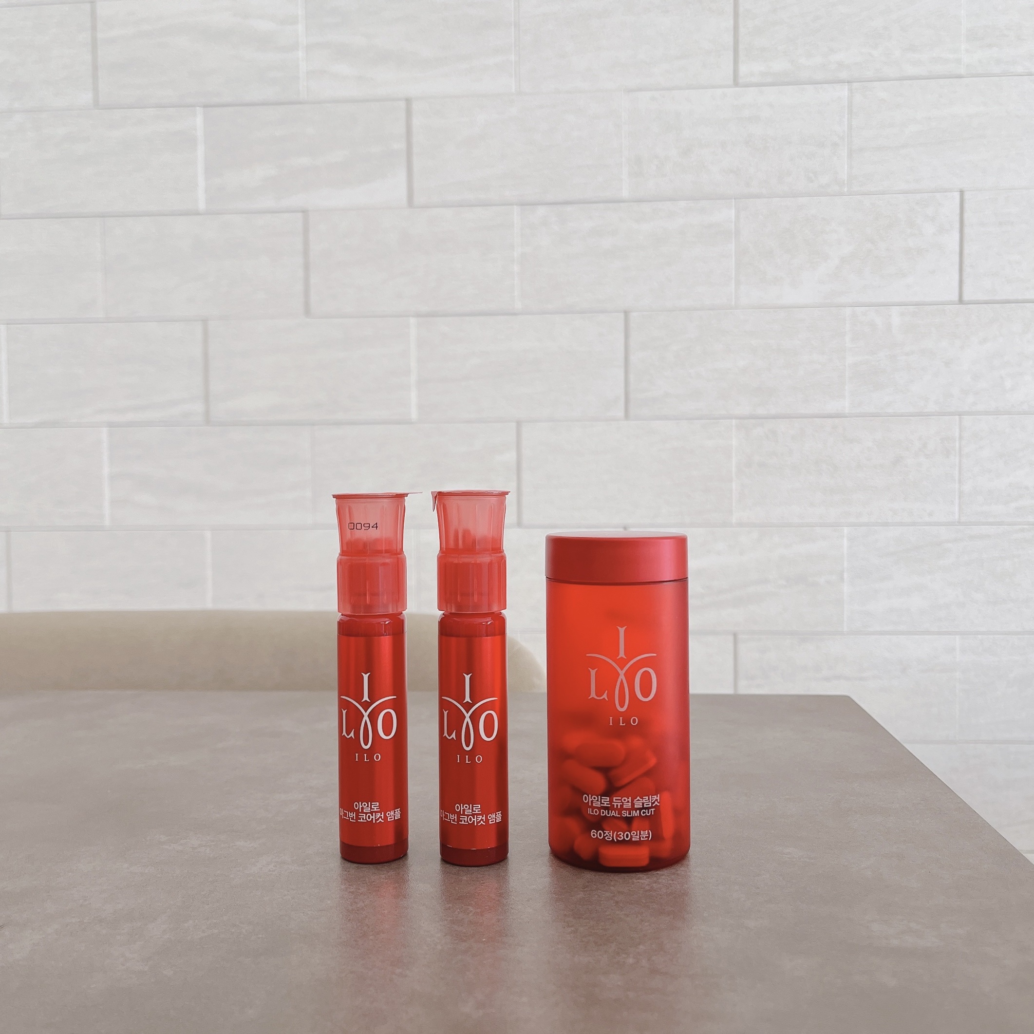 
\年末年始の食べ過ぎレスキュー/
⁡
アイロのダイエットサプリを飲んでるよ🥺
・ダイエットデュアルスリムカット
・ダイエットマグバーンアンプル
⁡
ほんとにほんとに食べ過ぎな年末年始だったんだけど、スリムカットサプリと代謝アップの集中管