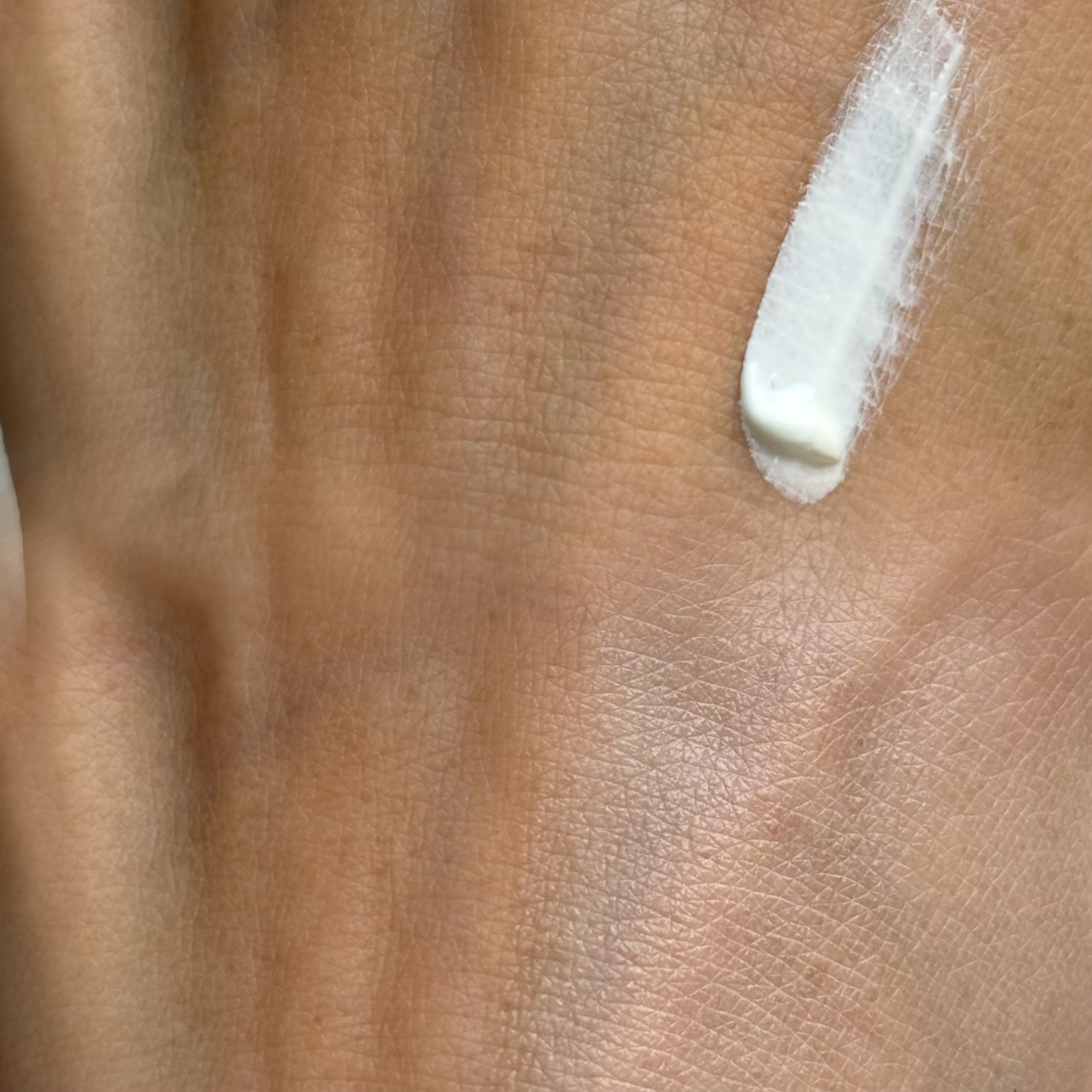 シカプラス トーンアップ サンスクリーン/Glam Pink/日焼け止めクリームを使ったクチコミ（3枚目）