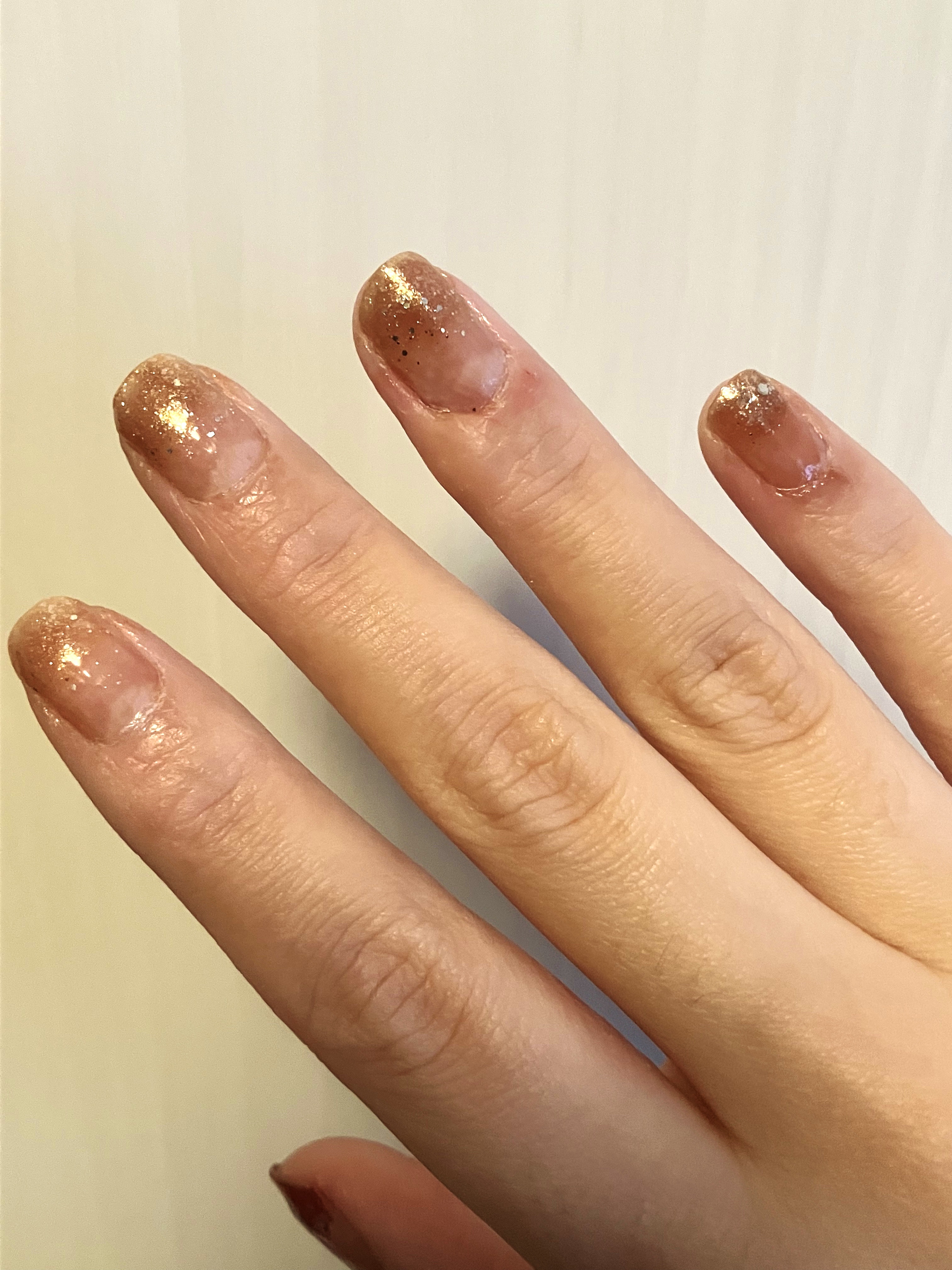 シャインオンミーネイルカラー/Dear.A/マニキュアを使ったクチコミ（2枚目）