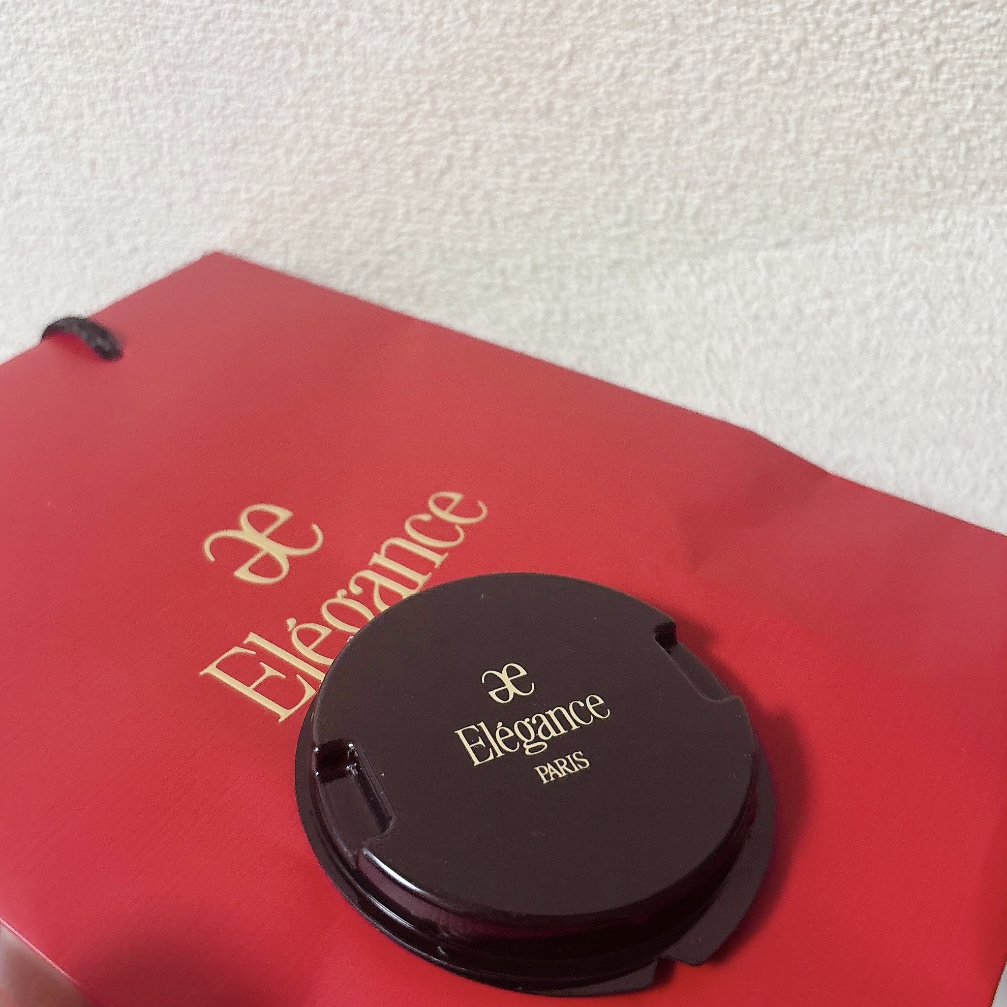 リファイン ヴェルヴェティ ファンデーション/Elégance/パウダーファンデーションを使ったクチコミ（3枚目）