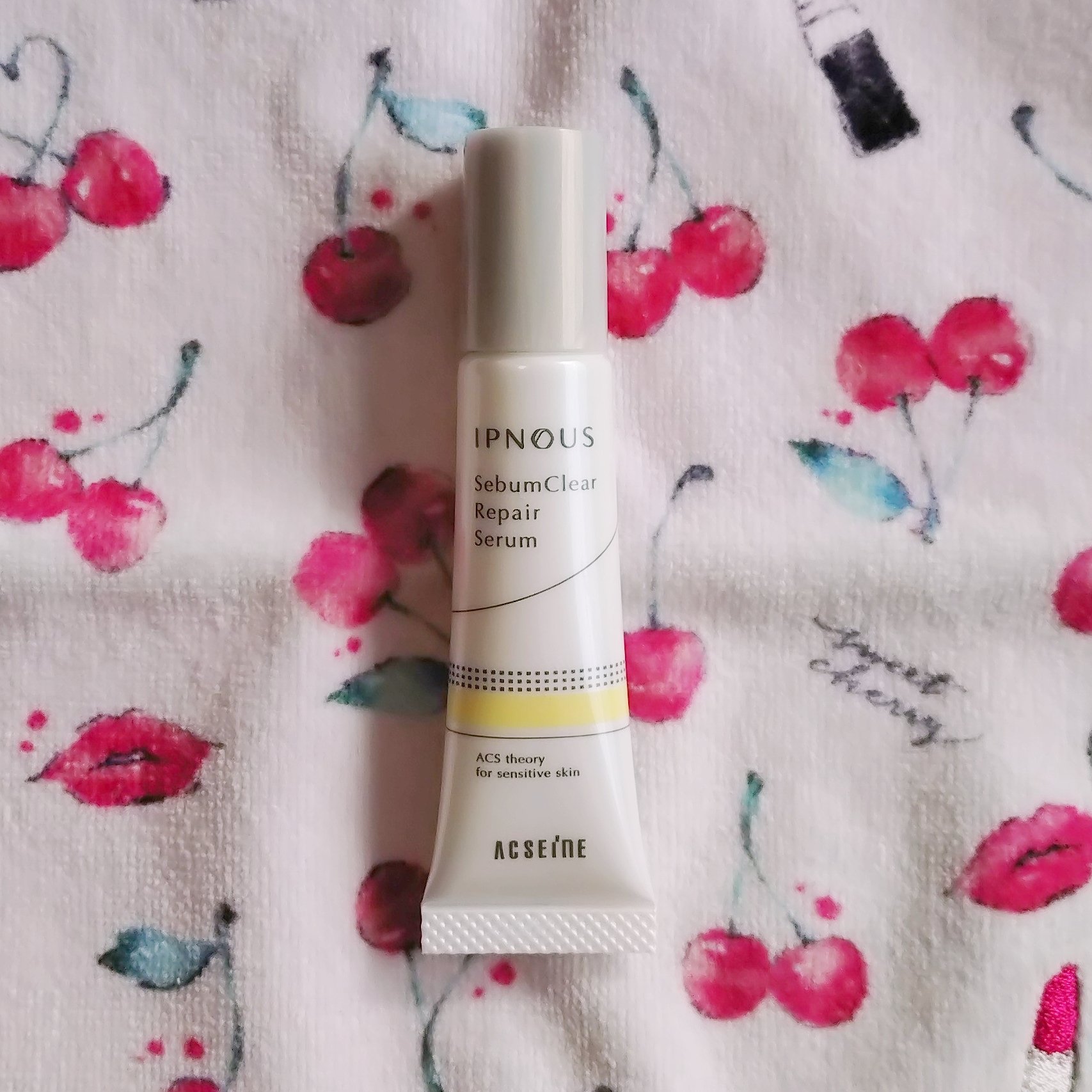 ACSEINE
イプノス シーバムクリア リペアセラム

雑誌の付録です。
ニキビに良いらしいのですが、ニキビになりそうな部分に付けたところちゃんと予防できました✨

ゲルみたいな、ゆるいテクスチャーです。
香りは特になく、使い勝手よさそう