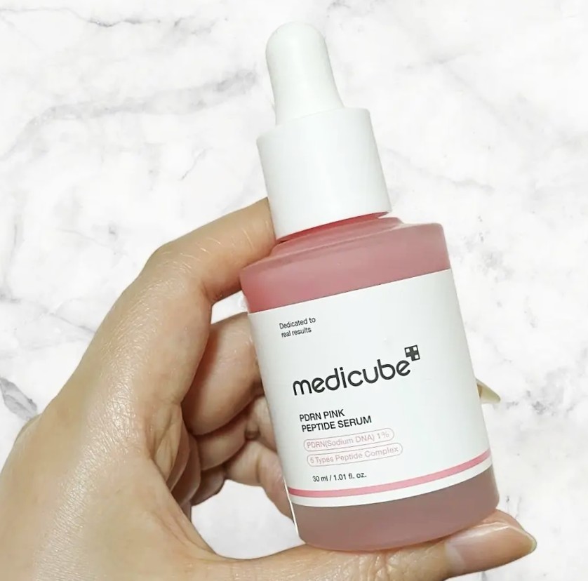 PDRNピンクアンプル PDRN 10,000ppm配合/MEDICUBE/美容液を使ったクチコミ（3枚目）