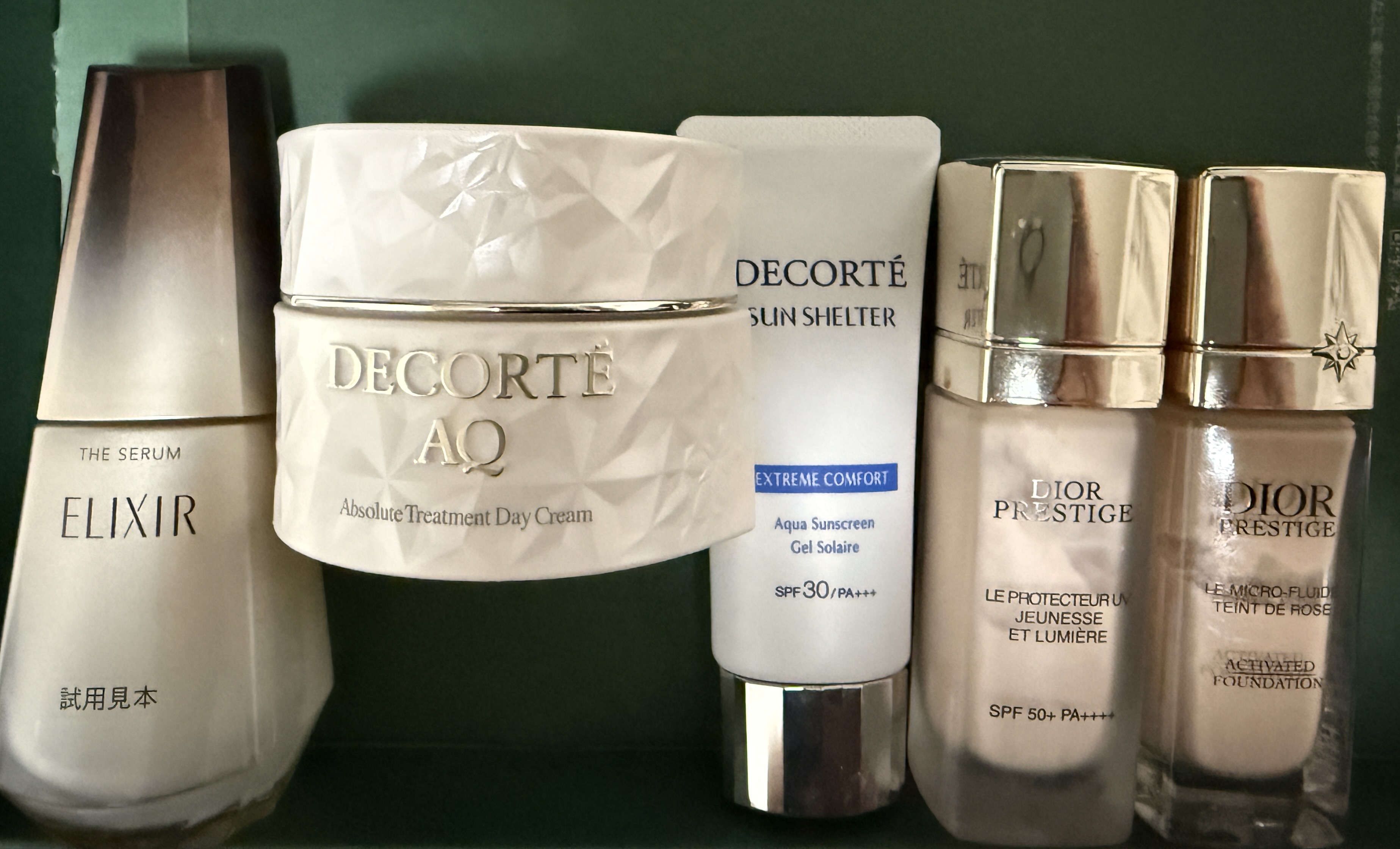 DECORTÉ サンシェルター マルチ プロテクション ベリーウォーターレジスタントのクチコミ「【使った商品】
コスメデコルテＡＱ アブソリュートエマルジョン
コスメデコルテＡＱ アブソリュ.....」（3枚目）