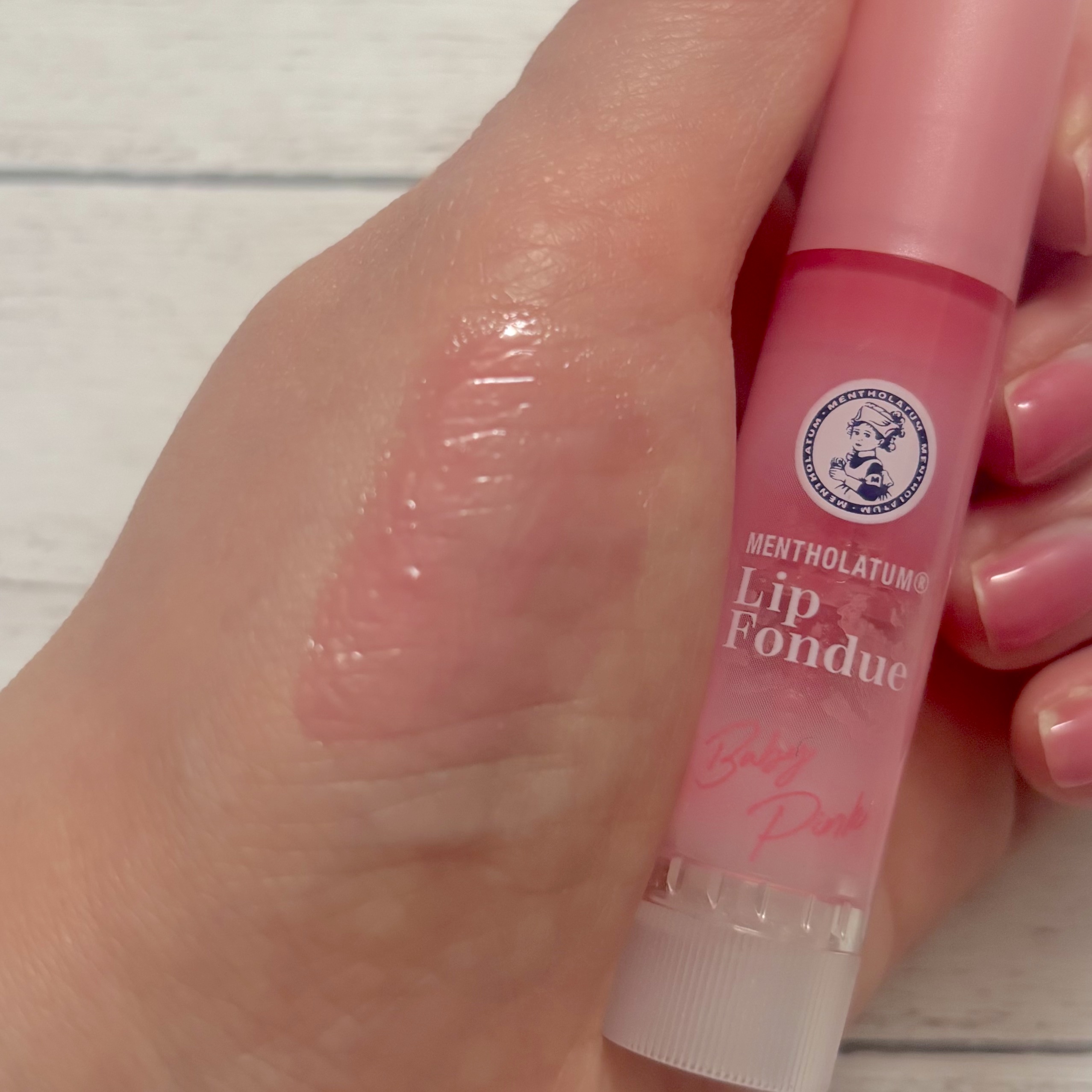 メンソレータム リップフォンデュ ヌードベージュ/メンソレータム/リッププランパーを使ったクチコミ（2枚目）