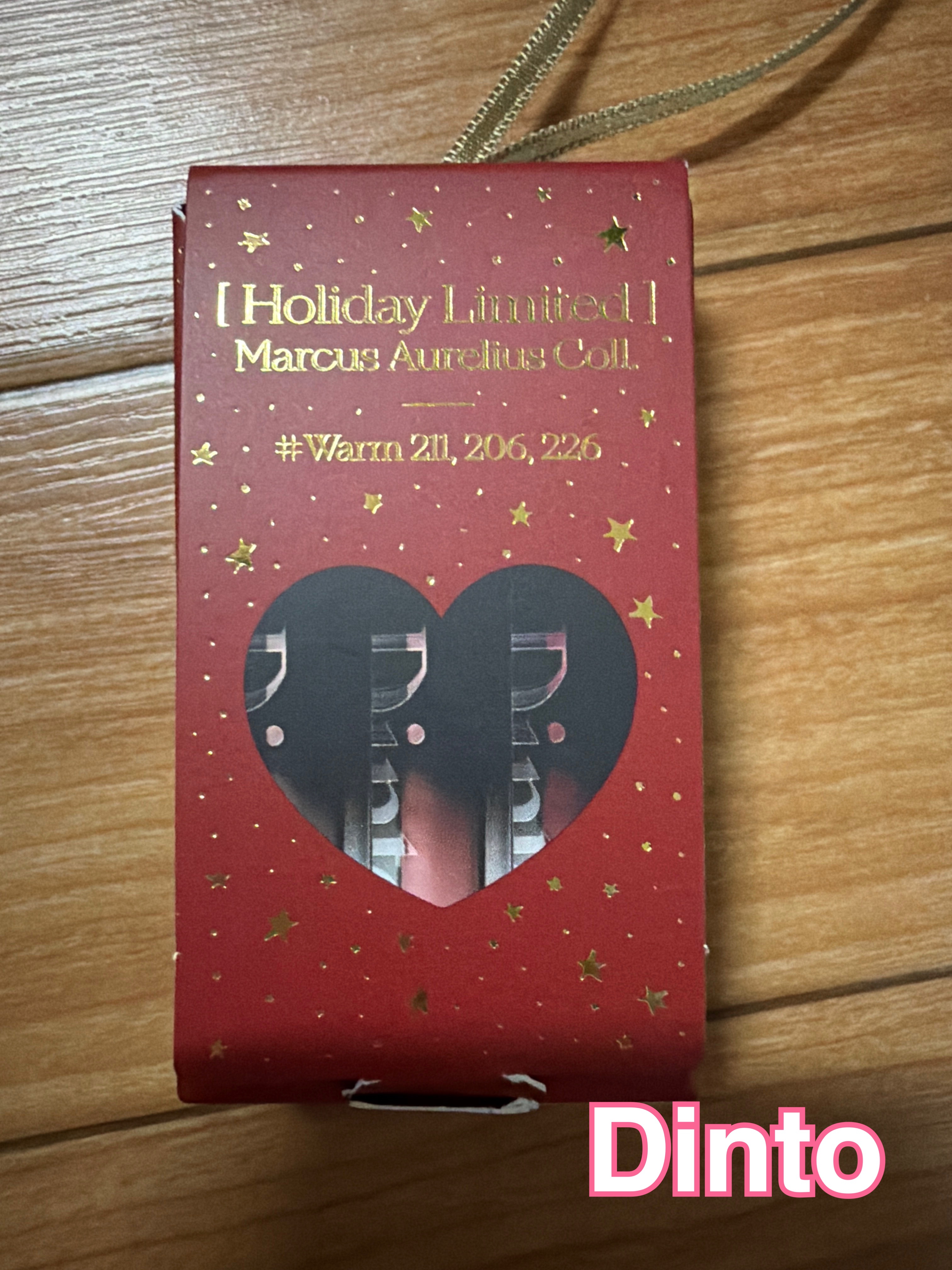 Dinto [バレンタインリミテッド]ブラーグローイミニリップティントデュオのクチコミ「Qoo10購入品が到着しました♪

商品名、正確にはクリスマスミニリップセットです！

ミニで.....」（1枚目）