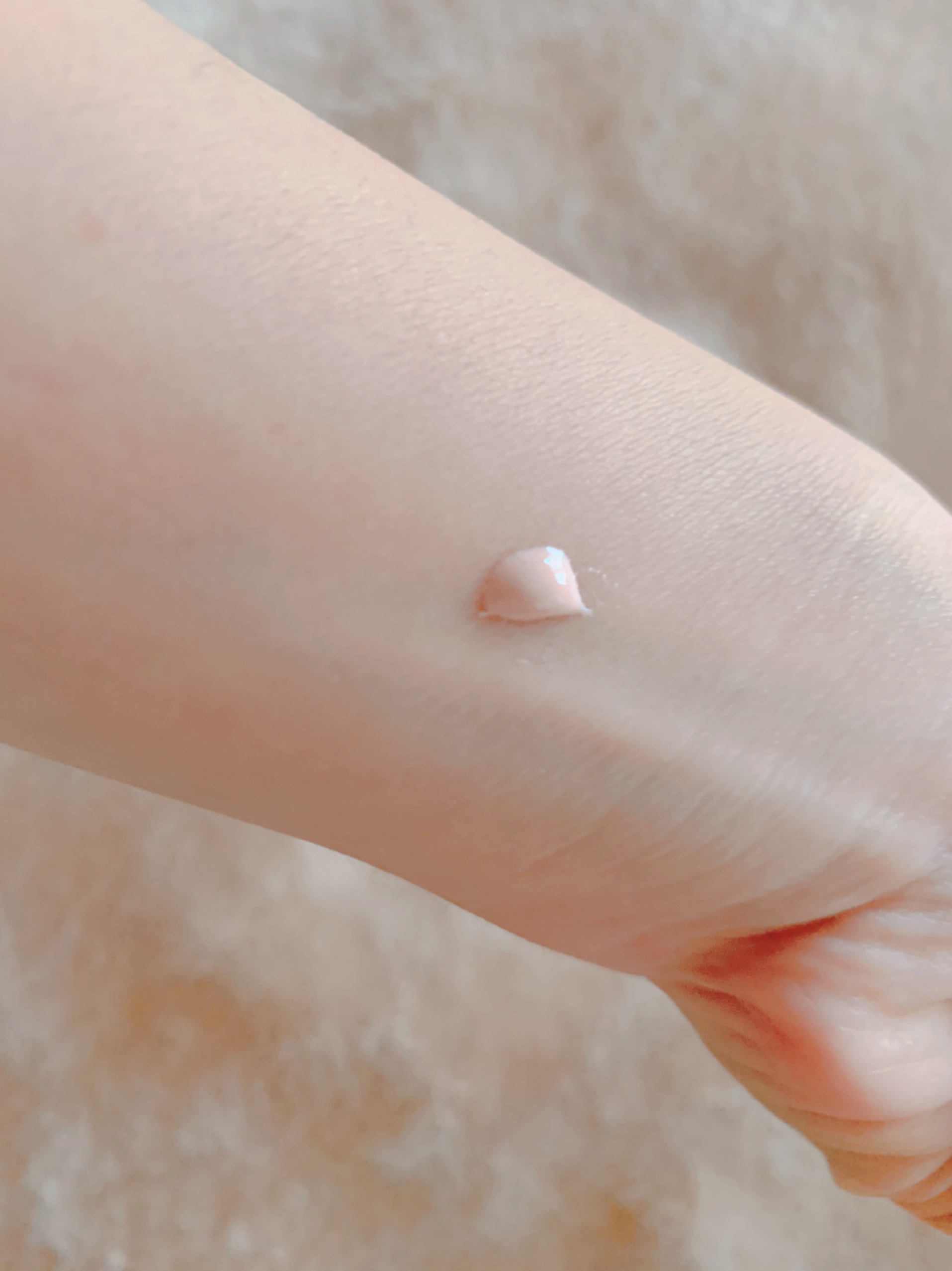 エリクシール エリクシール　デーケアレボリューション　トーンアップ　SP+　aaのクチコミ「ずっと気になっていた人気のエリクシール　デーケアレボリューション　トーンアップ　SP+　aa
.....」（2枚目）