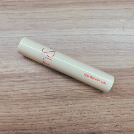 ジューシーラスティングティント/rom&nd/リップティントを使ったクチコミ(2枚目)