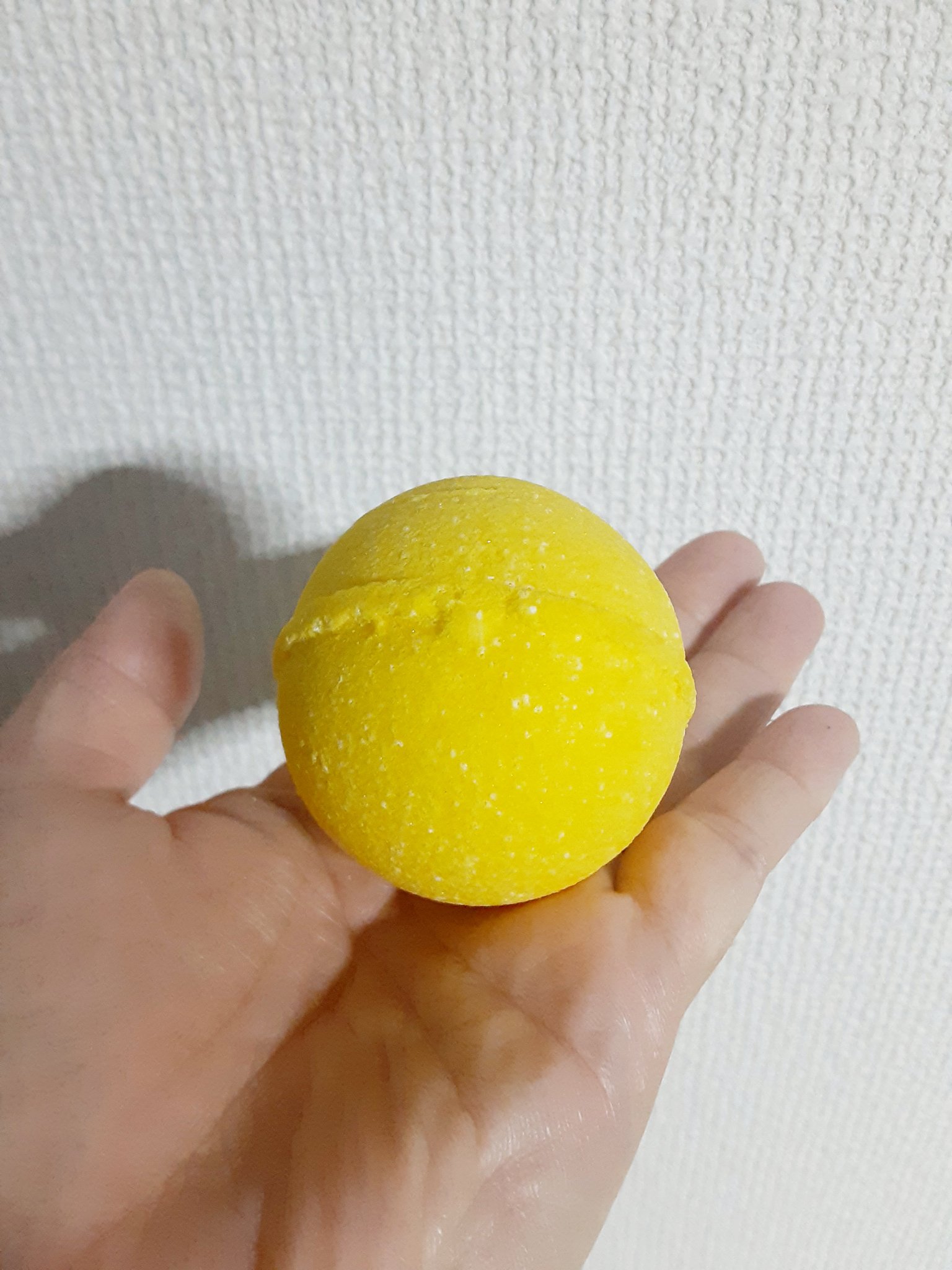 びっくらたまごクレヨンしんちゃん超華麗！灼熱のカスカベダンサーズ /バンダイ/炭酸系入浴剤を使ったクチコミ（2枚目）