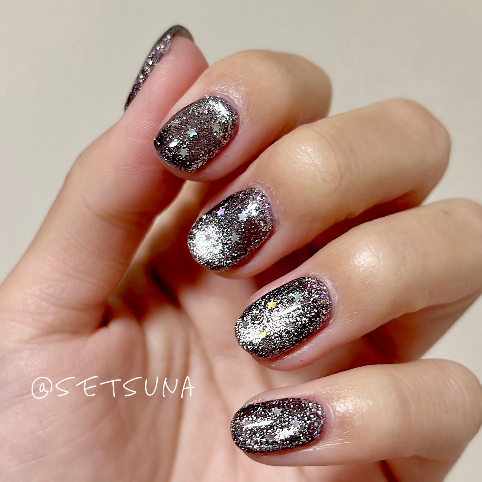 KOKOIST ウルトラグロッシーノンワイプトップコートジェルのクチコミ「
ブラックフラッシュネイル💫
______________________
▼詳細...


.....」（2枚目）