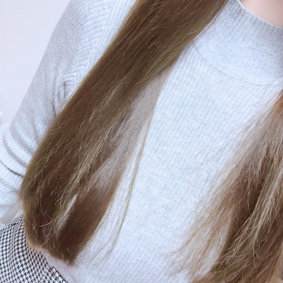 ラサーナ 海藻 ヘア エッセンス ヒートメモリー ピンクグレープフルーツの香り/ラサーナ/ヘアオイルを使ったクチコミ（2枚目）