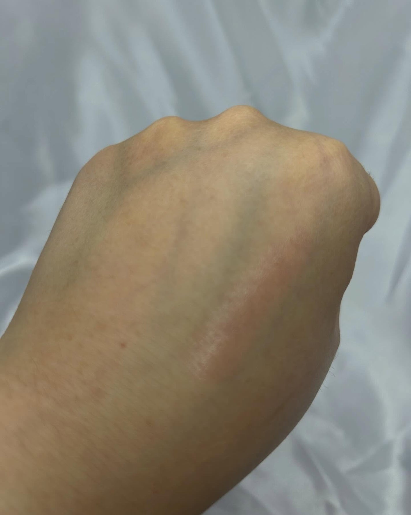 エッセンシャル スキン ヌーダー クッション/JUNG SAEM MOOL/クッションファンデーションを使ったクチコミ(4枚目)