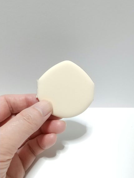 クッションファンデーション/CEZANNE/クッションファンデーションを使ったクチコミ(3枚目)