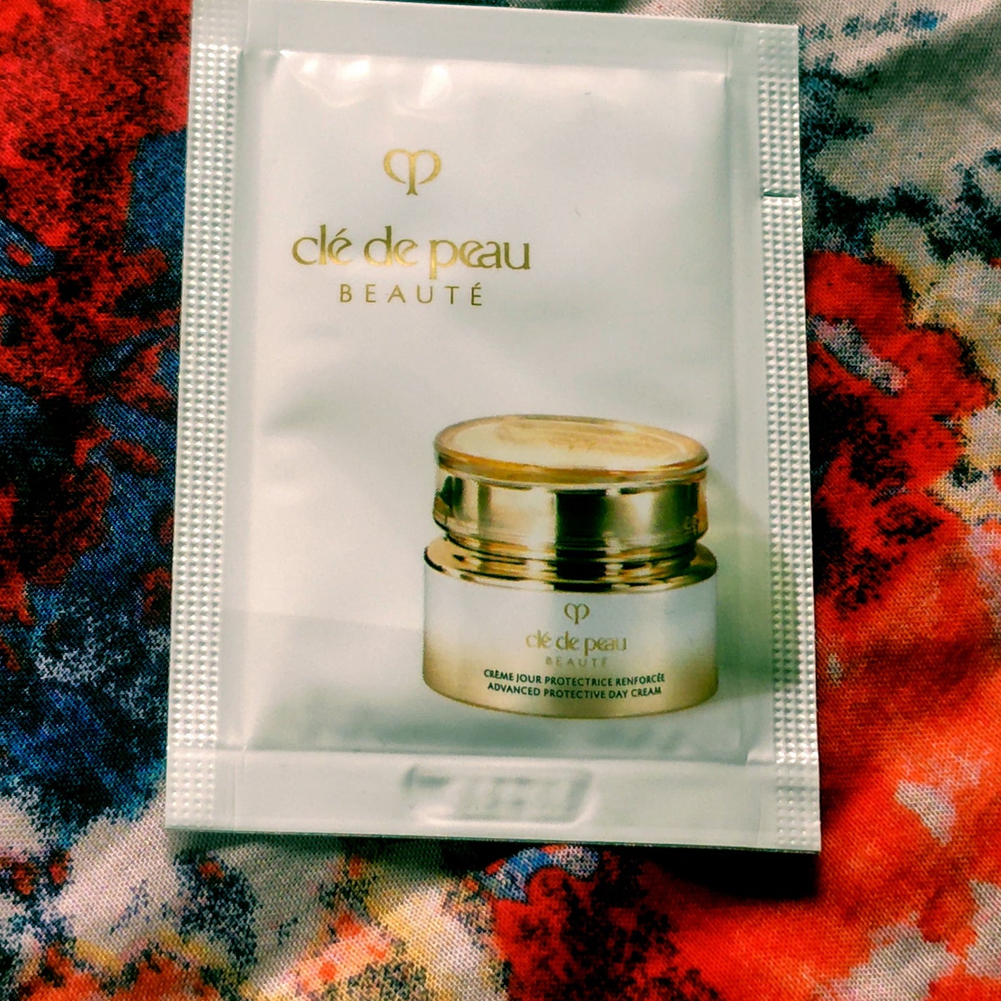 クレ・ド・ポー ボーテ クレームプロテクトゥリス R(ジュール)/クレ・ド・ポー ボーテ/乳液を使ったクチコミ(1枚目)