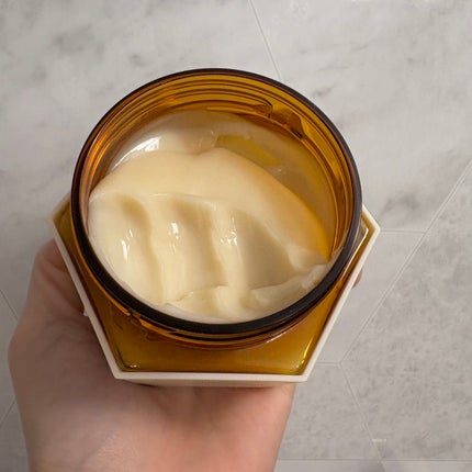 ハニーク ナイトリペア プレミアム 集中ヘアマスクのクチコミ「ハニーク
ナイトリペア プレミアム 集中ヘアマスク
週数回の集中ヘアマスク🍯🤍
かわい.....」(3枚目)