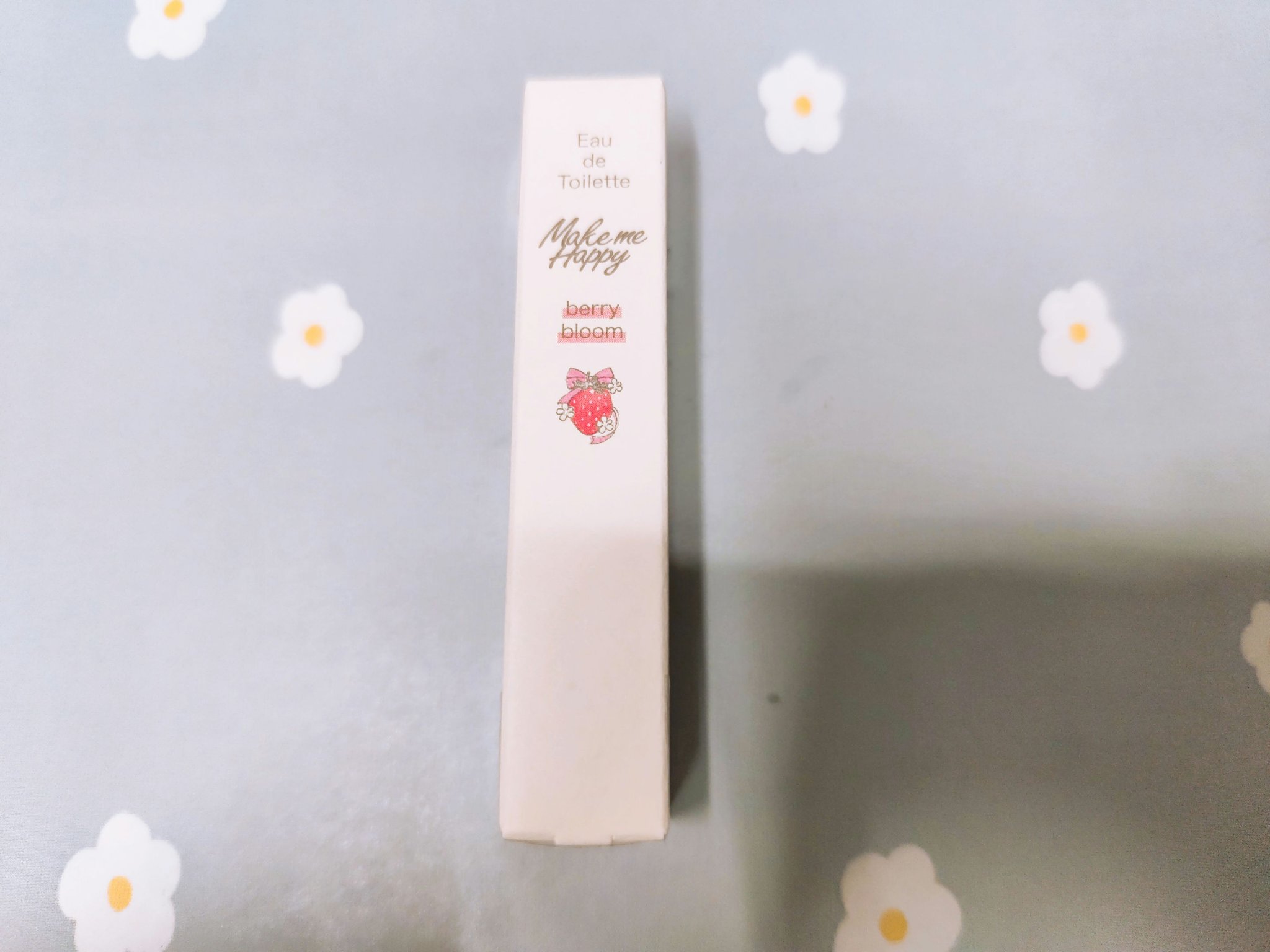 キャンメイク メイクミーハッピー オードトワレ berry bloomのクチコミ「【使った商品】
キャンメイク
メイクミーハッピー
オードトワレ berry bloom

【商.....」（1枚目）