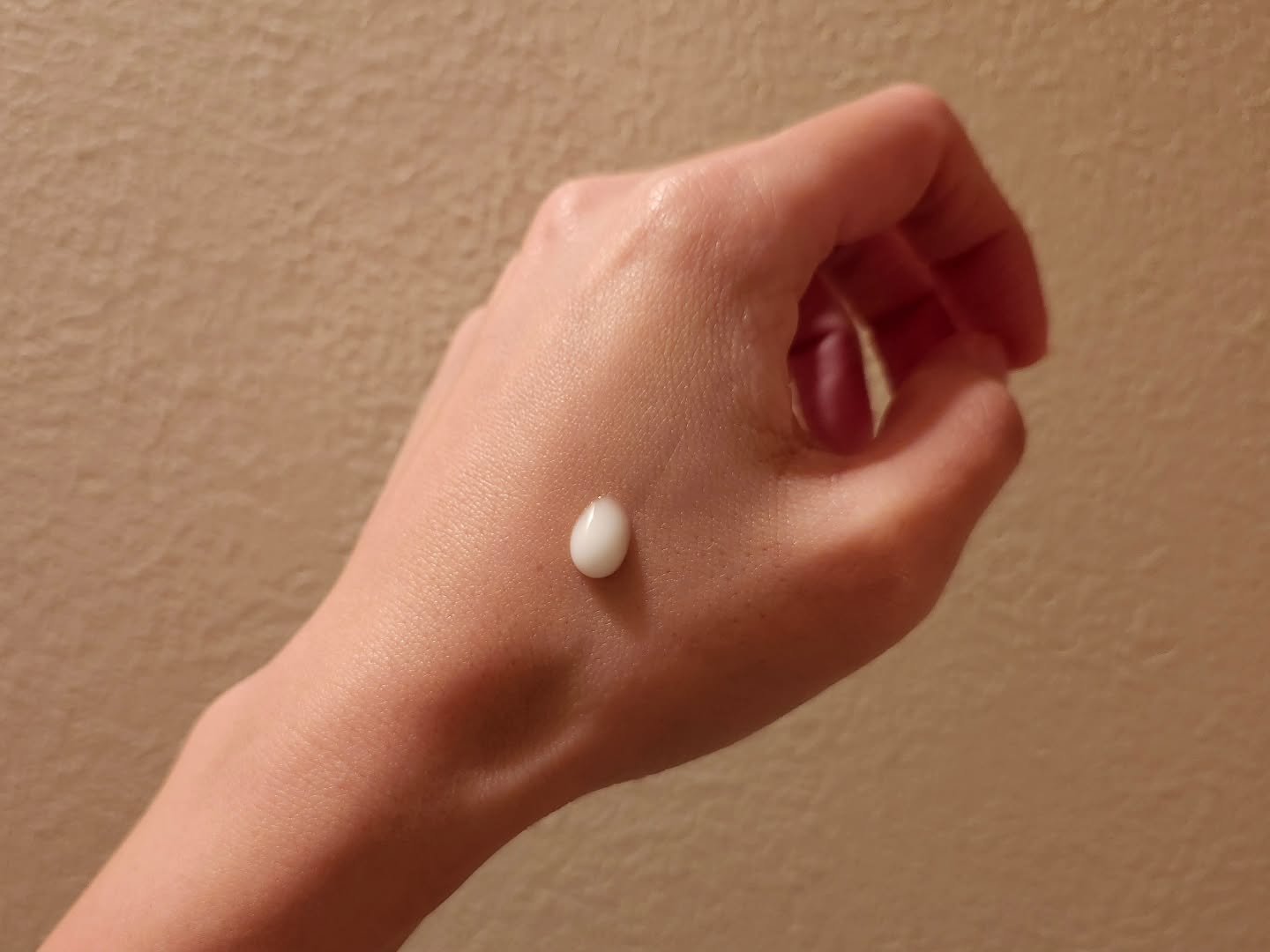 ミノン アミノモイスト ブライトニング モイストエッセンス/ミノン/美容液を使ったクチコミ（3枚目）