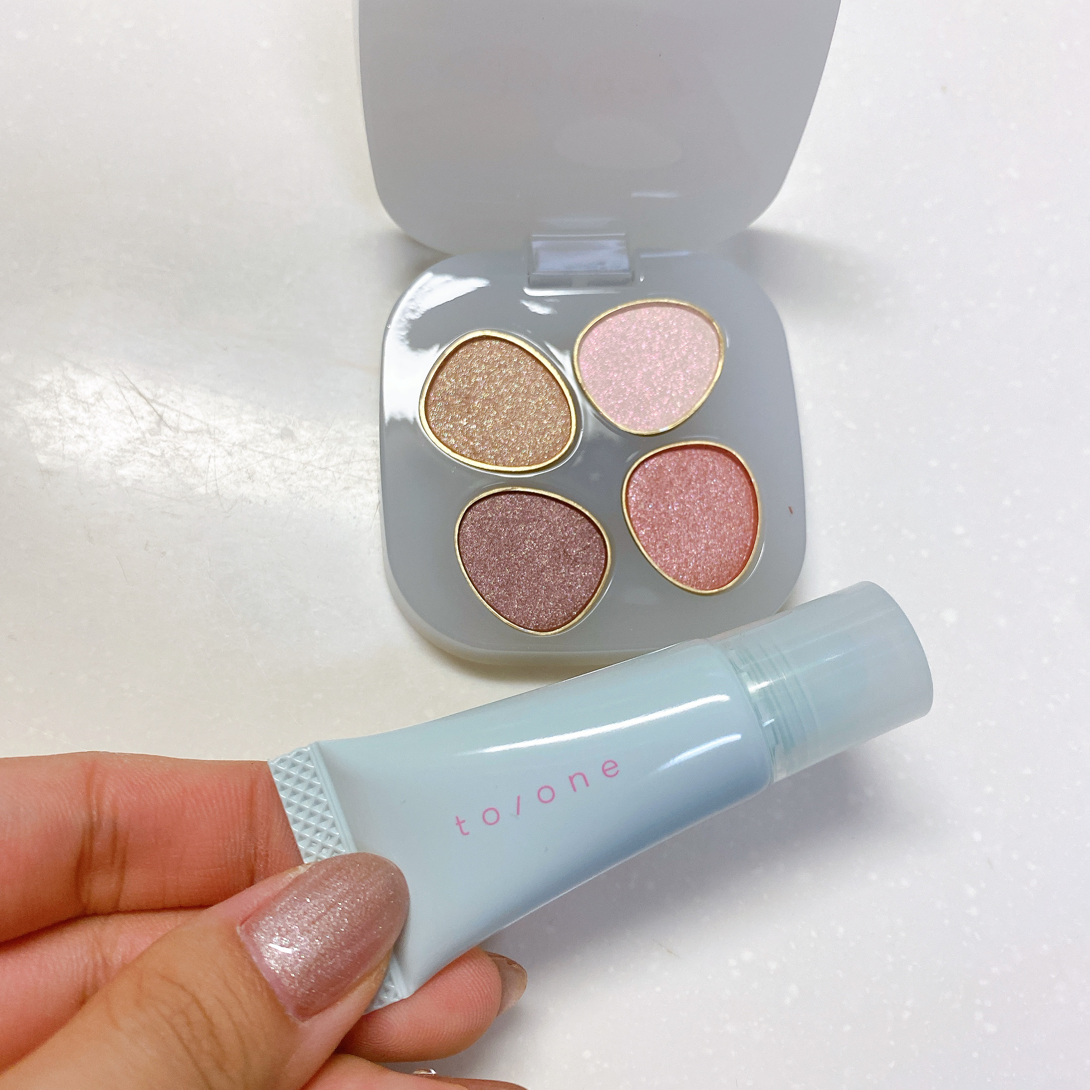 to/one トーン ヘブンリー スイーツボックス Like a Fairytale＆Salted Toffeeのクチコミ「\to/one トーン ヘブンリー スイーツボックス 
　　　　　　Like a Fairyt.....」（1枚目）