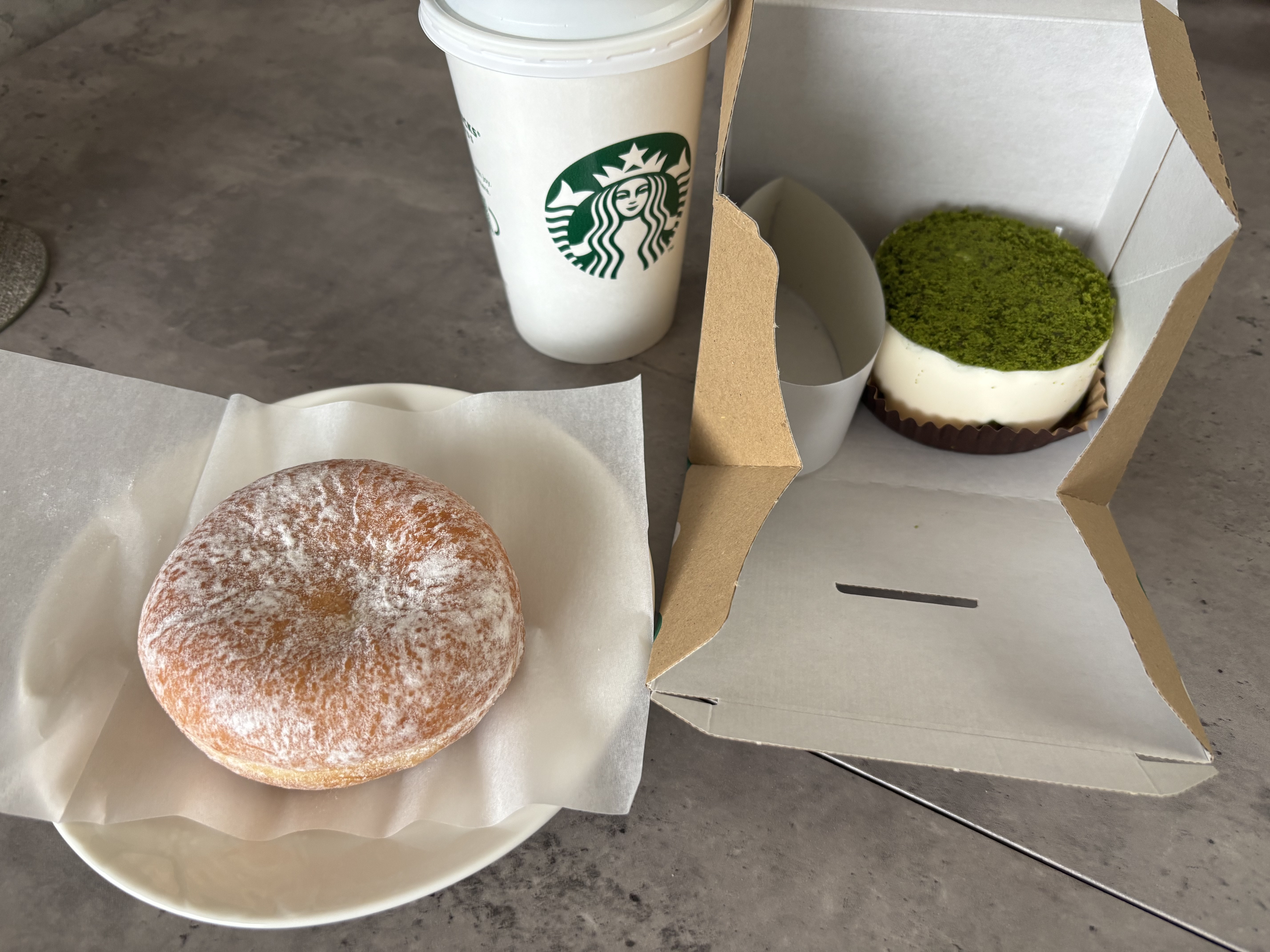 濃厚抹茶ティラミス/スターバックス/その他食品を使ったクチコミ（2枚目）