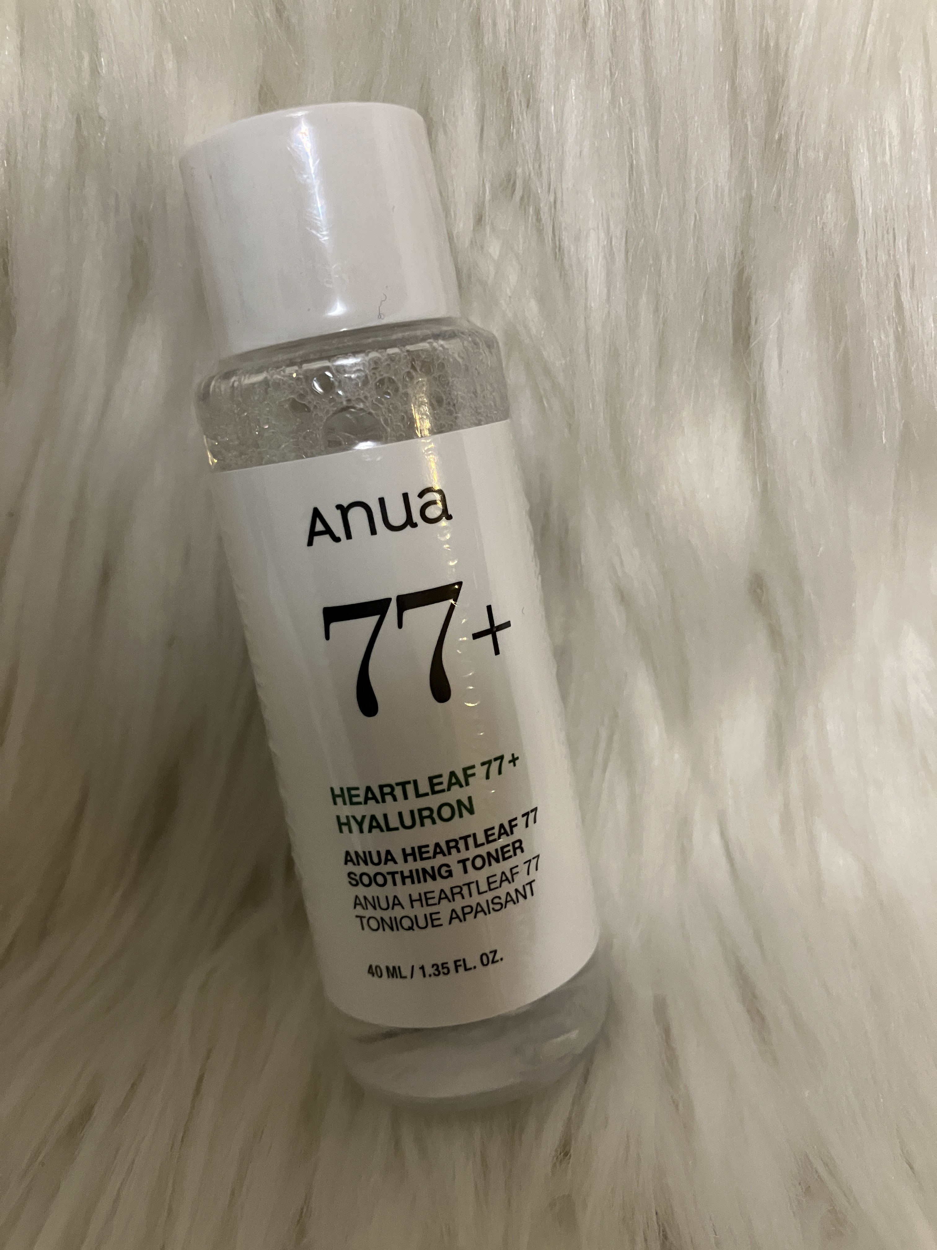 いつかのメガ割でアヌアの美容液を買った時に、おまけでついてきた化粧水✨

かなりシャバシャバ系なので、乾燥肌の私には物足りないかなーと思いきや、意外と保湿感も感じました😳

とろみ系と比べるとしっとり感は劣るけど、優しい使い心地で思ったよ