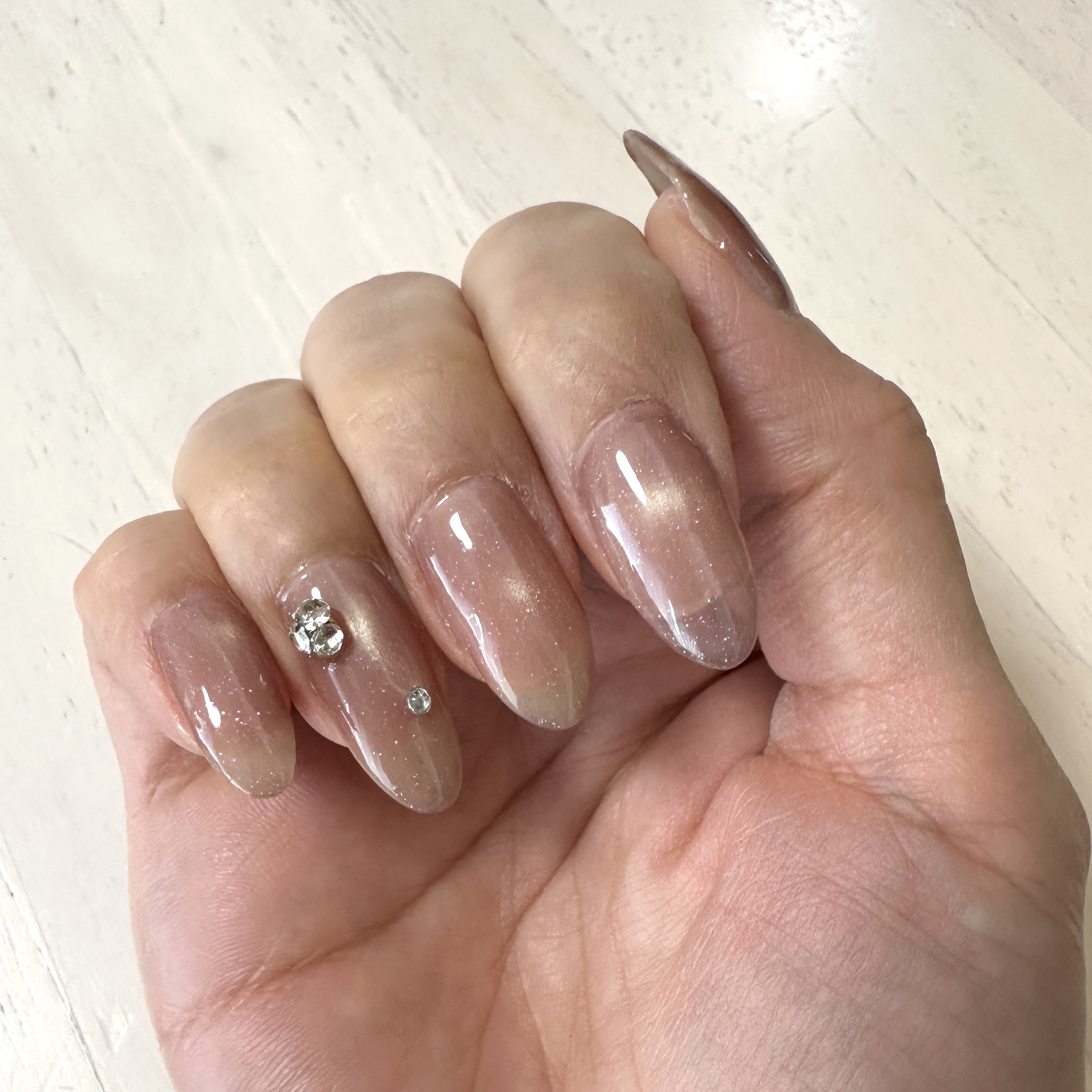 カラージェル/my&bee/ジェルネイルを使ったクチコミ（2枚目）