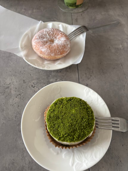 ぷぅぴぃ《紫コス部💜💗》 on LIPS 「大好きなスタバでおうちカフェタイム☕✧どちらもめちゃくちゃ美味..」(1枚目)