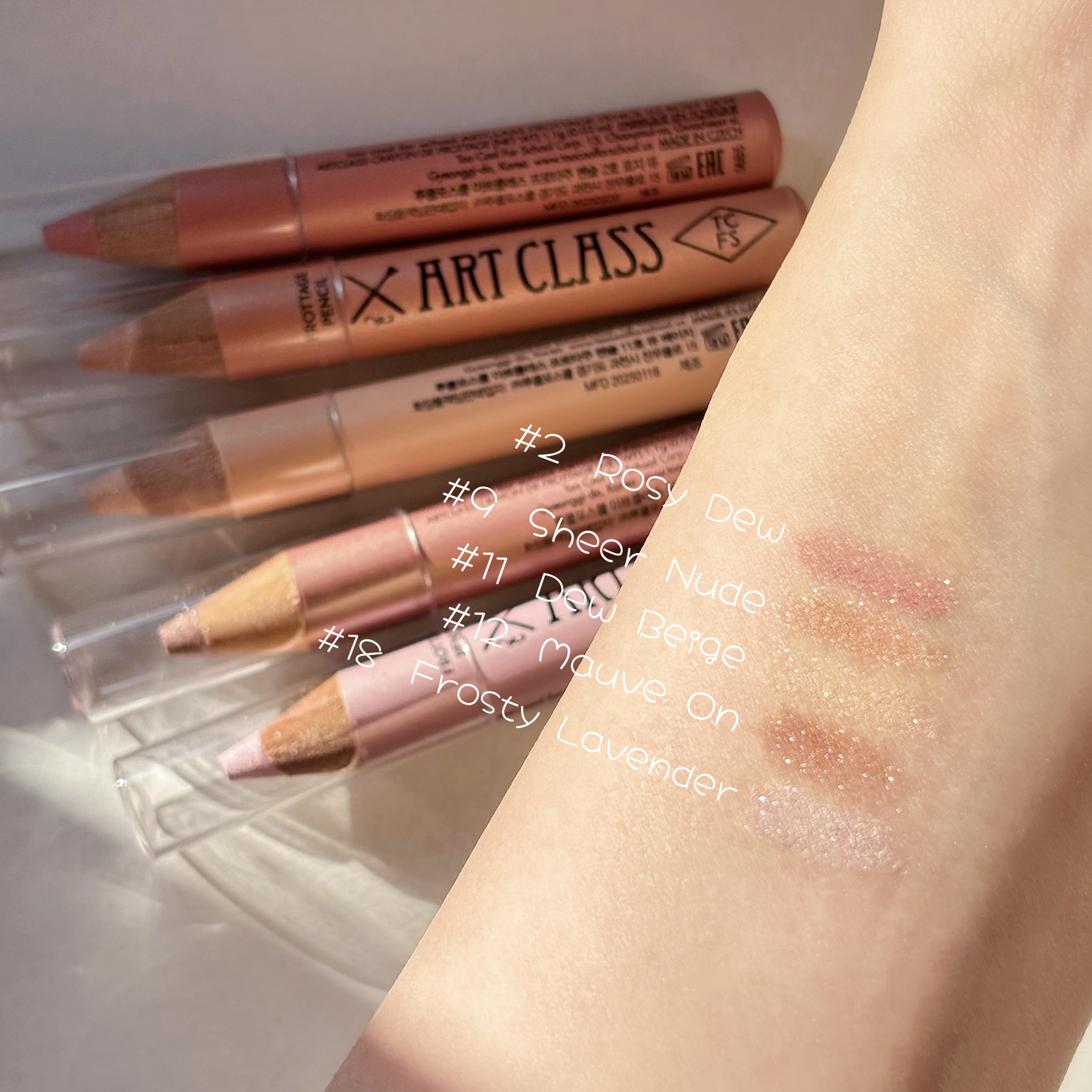 アートクラス フロッタージュペンシル/too cool for school/スティックアイシャドウを使ったクチコミ（2枚目）