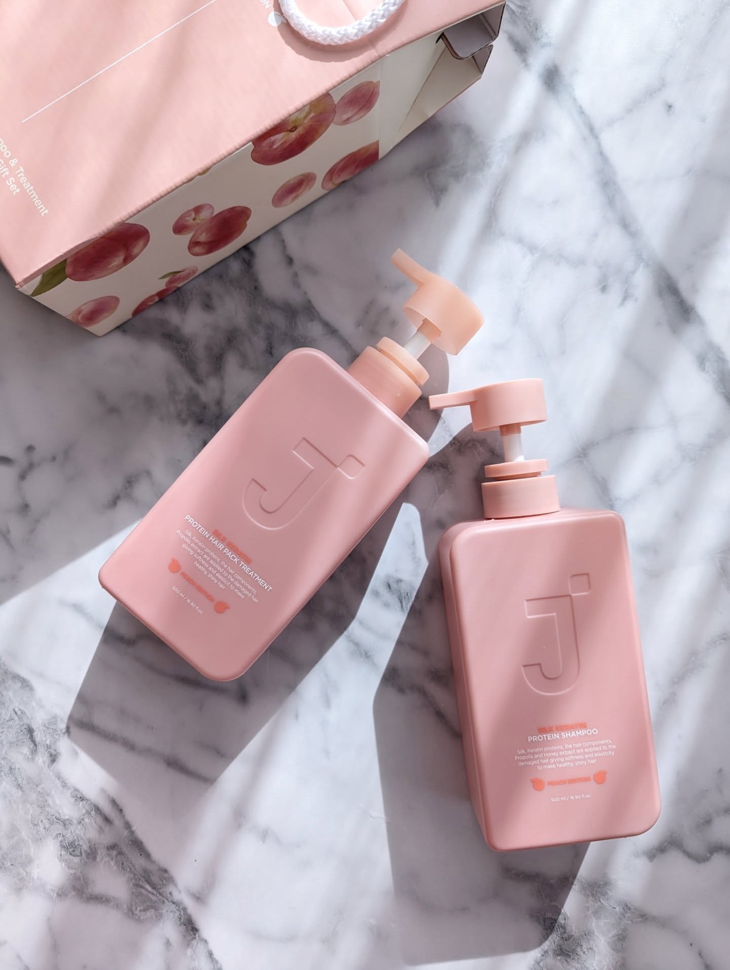 JSOOP シルクケラチンプロテインシャンプー/トリートメント ピーチエディションのクチコミ「J SOOP様から頂きました 

＼ピーチの香りでうるちゅる髪を目指せる／

ジェイスープ
シ.....」（1枚目）