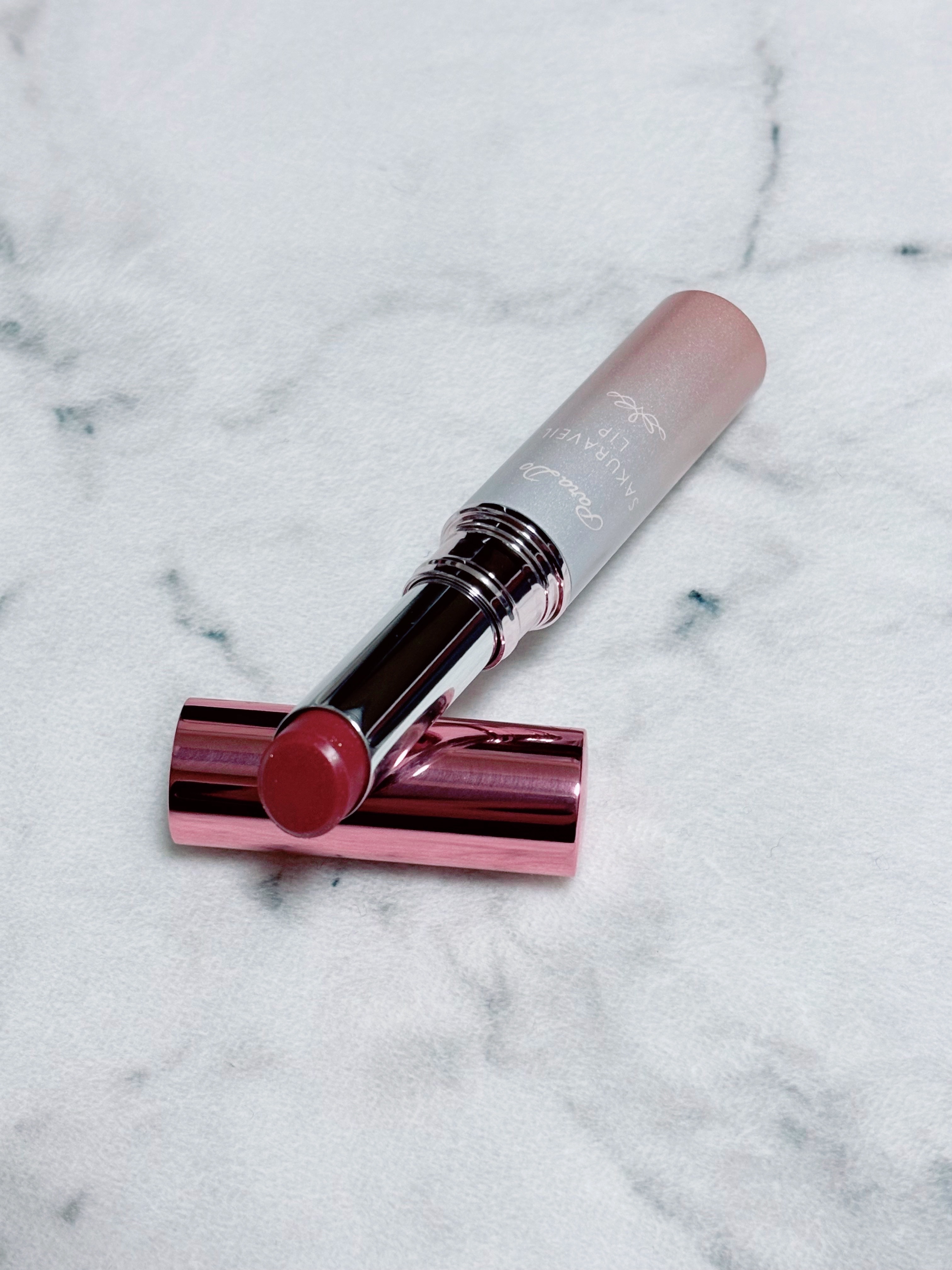 サクラヴェールリップ/パラドゥ/リップクリームを使ったクチコミ（2枚目）