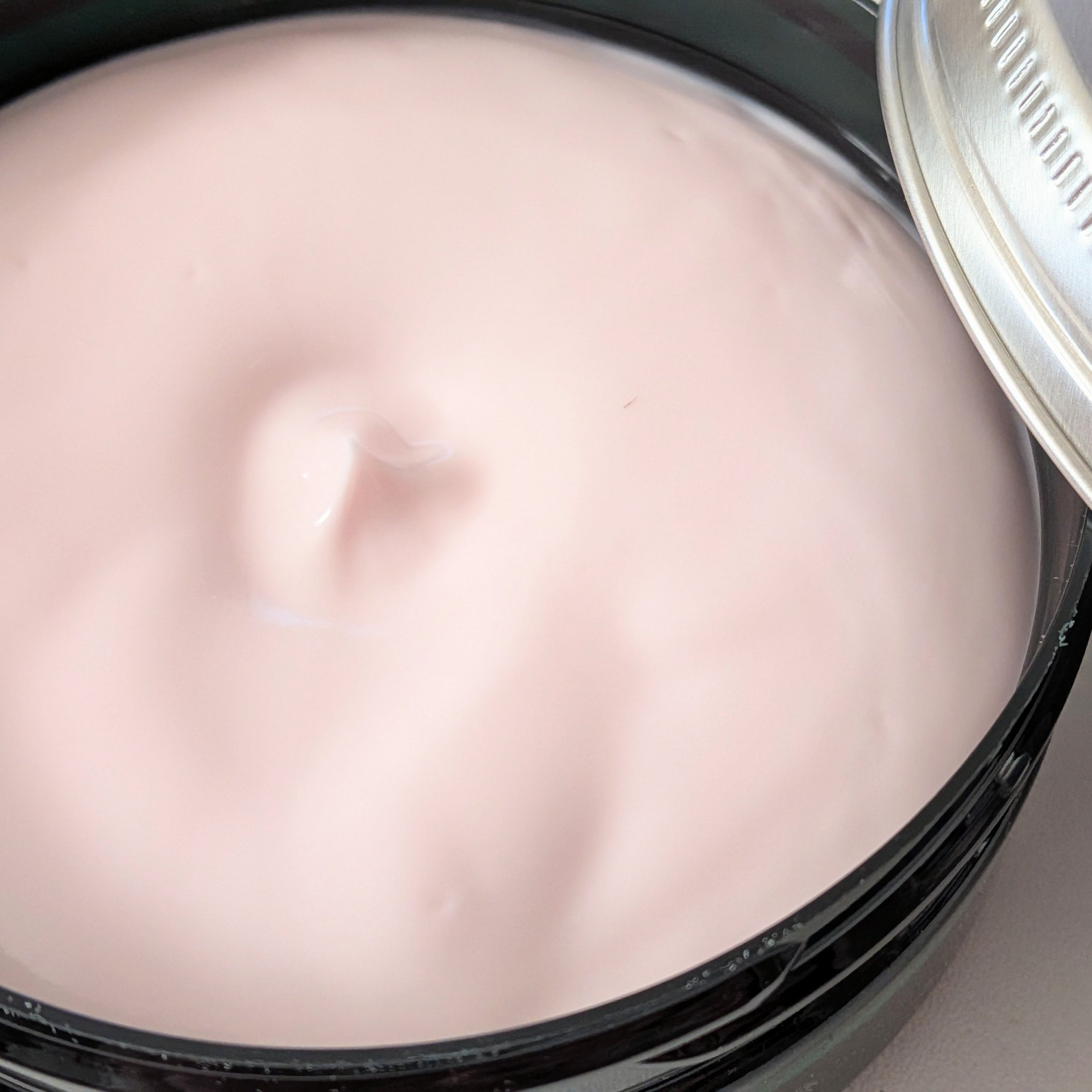 ボディバター クランベリークラッシュ/THE BODY SHOP/ボディクリームを使ったクチコミ（2枚目）