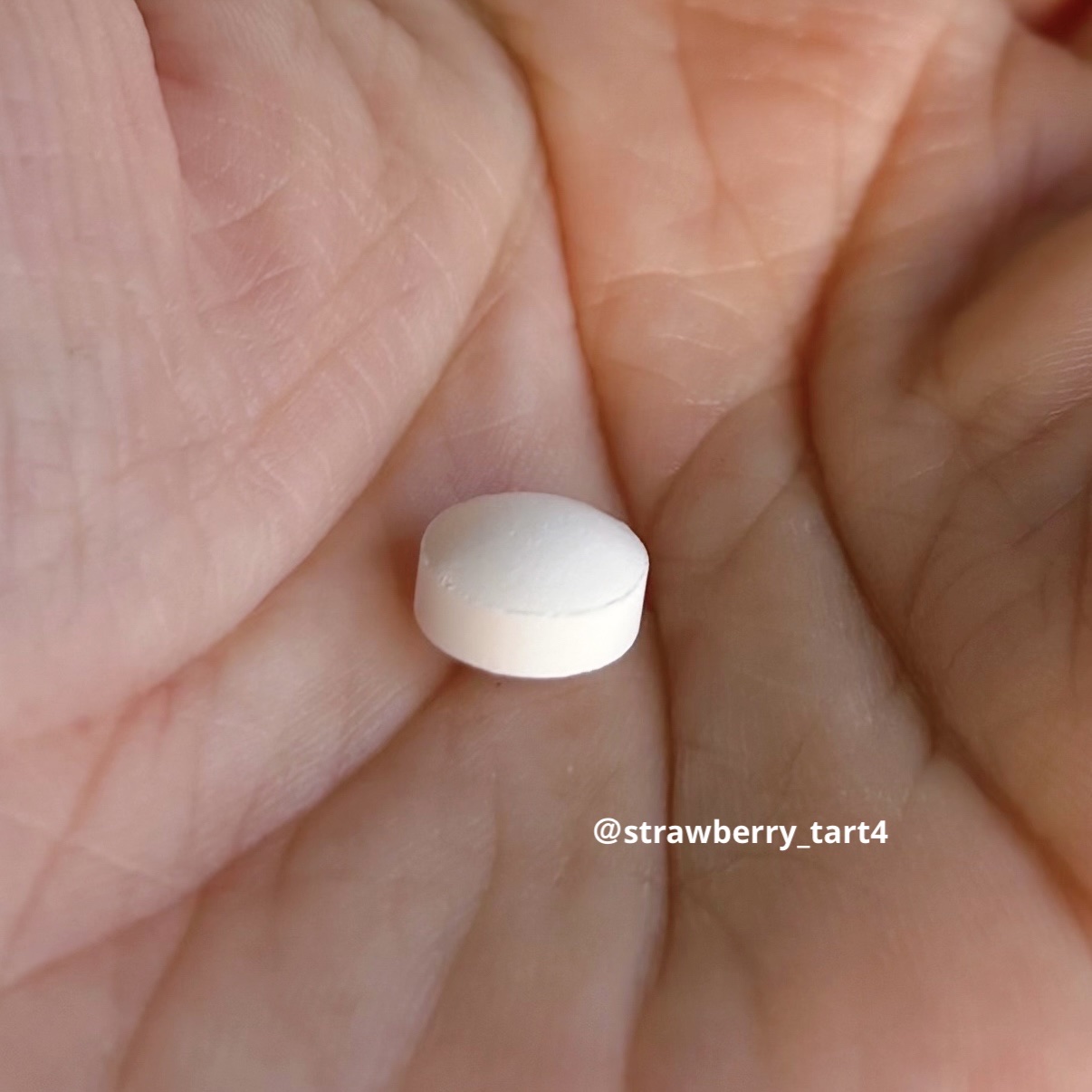 ネイチャーメイド スーパービタミンDのクチコミ「美容に詳しい友人のおすすめで
摂りはじめました♡
⁡
◇ ネイチャーメイド
▶︎ スーパービタ.....」（3枚目）